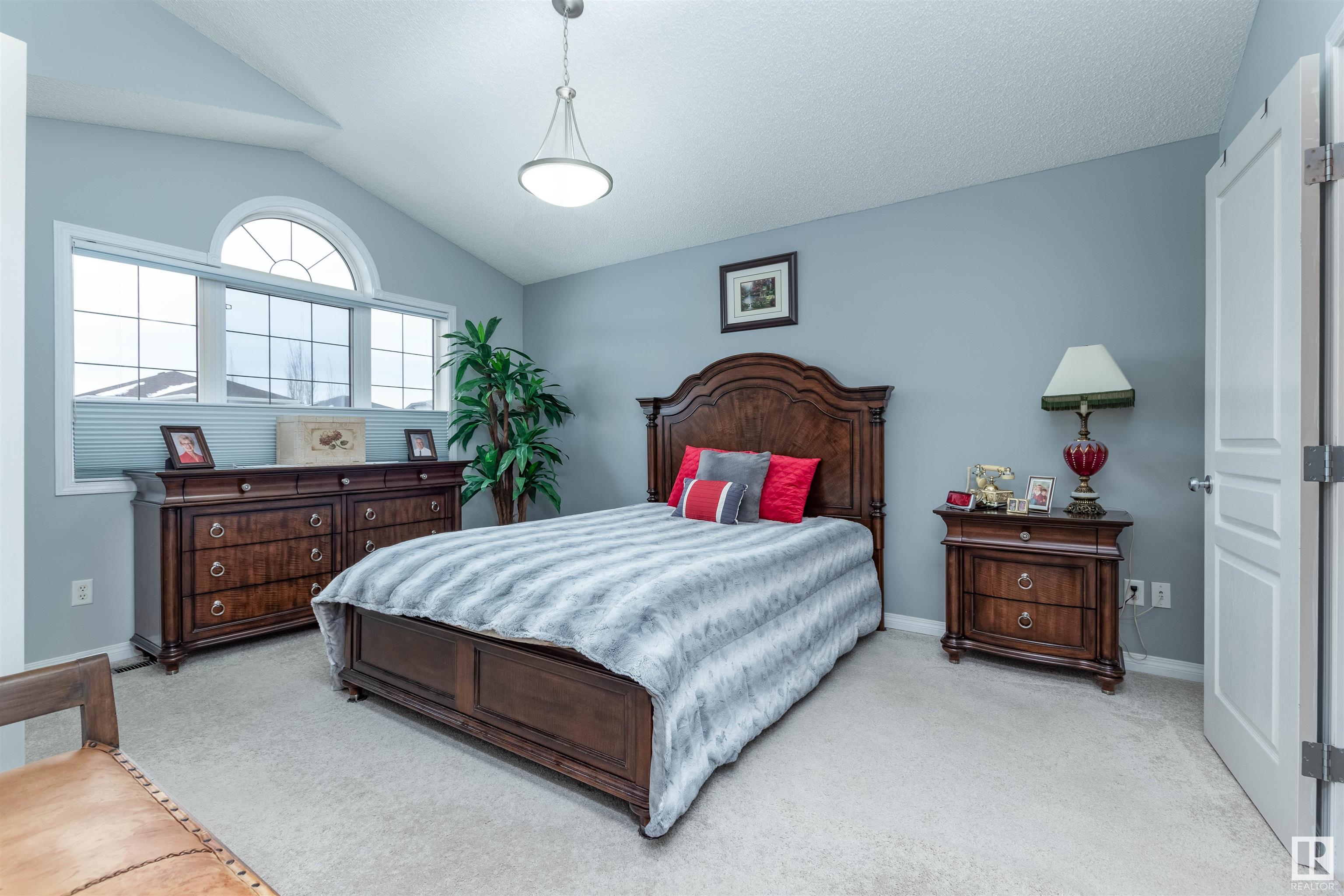      593 FOXBORO LO , Sherwood Park,  ,T8A 0P6 ;  Listing Number: MLS E4419195