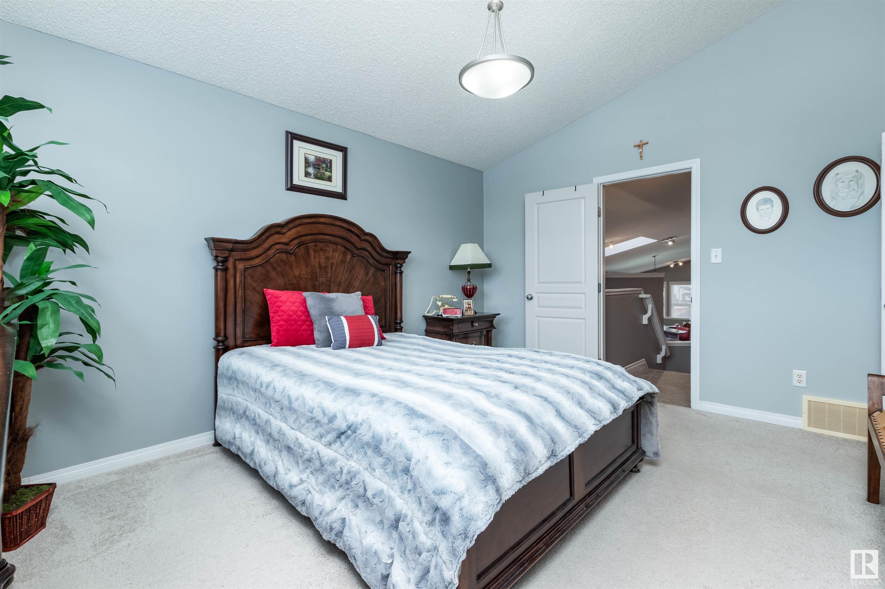      593 FOXBORO LO , Sherwood Park,  ,T8A 0P6 ;  Listing Number: MLS E4419195