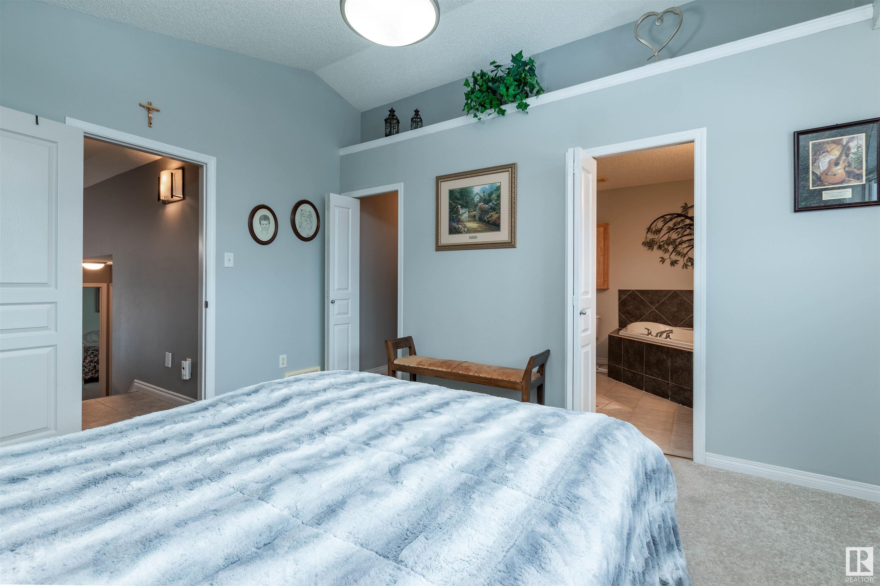      593 FOXBORO LO , Sherwood Park,  ,T8A 0P6 ;  Listing Number: MLS E4419195