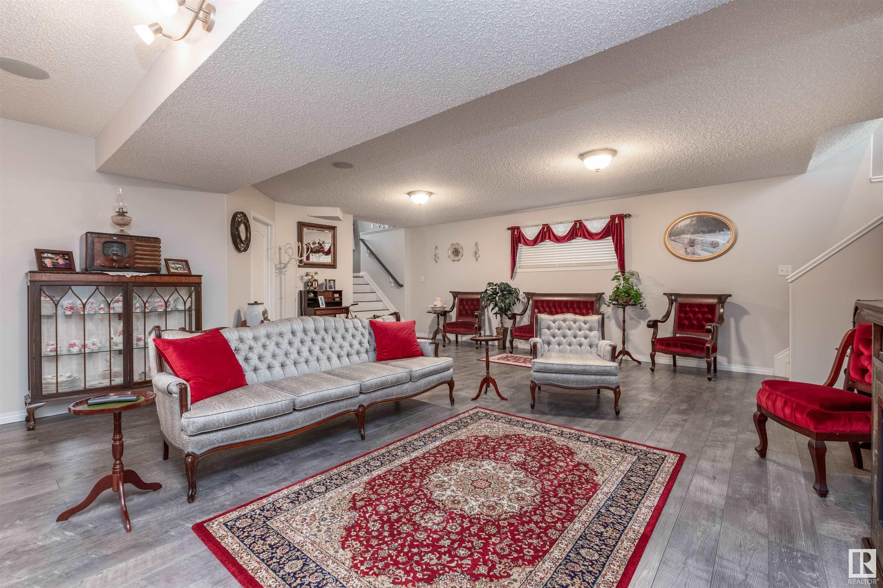      593 FOXBORO LO , Sherwood Park,  ,T8A 0P6 ;  Listing Number: MLS E4419195
