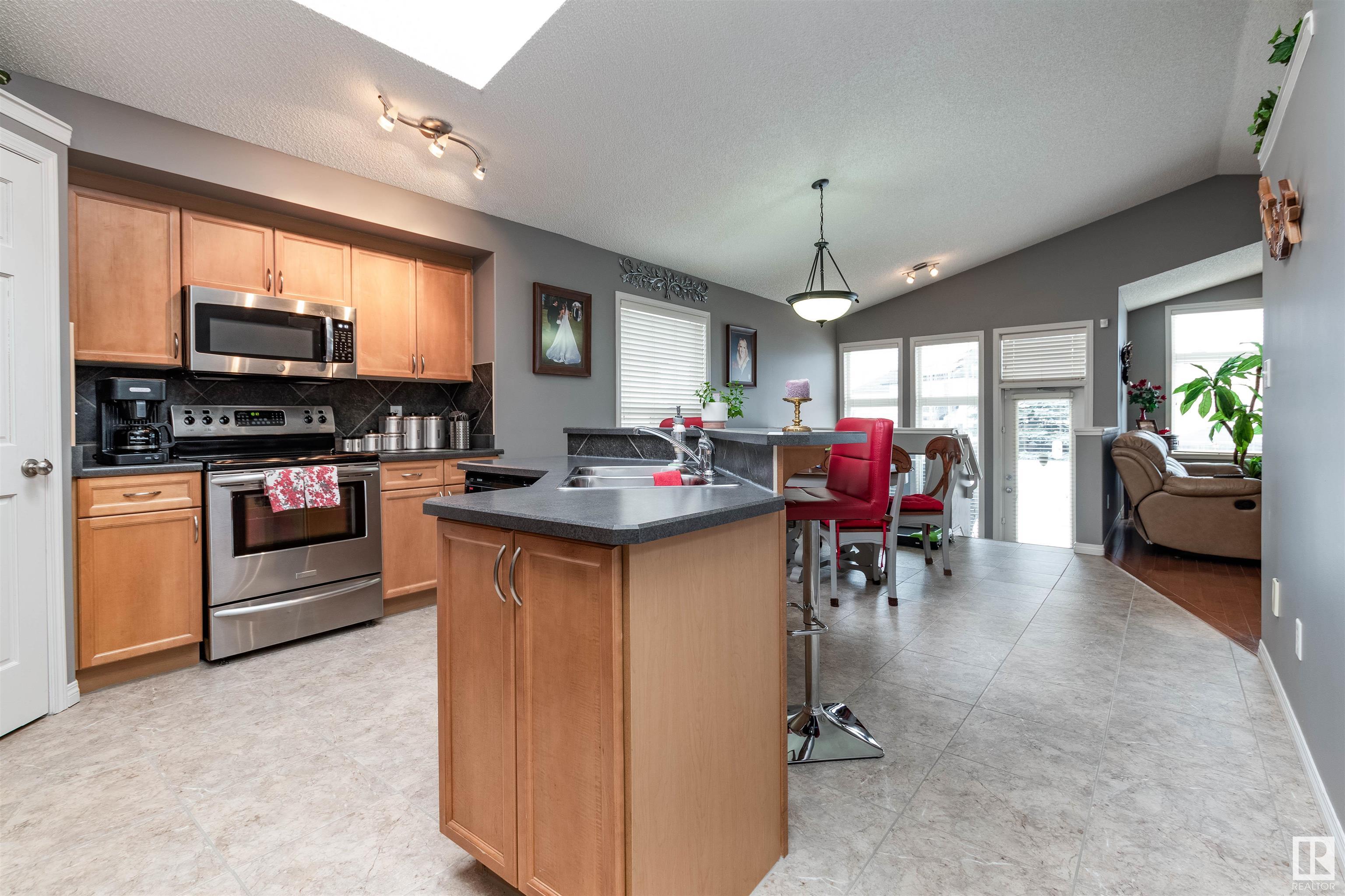      593 FOXBORO LO , Sherwood Park,  ,T8A 0P6 ;  Listing Number: MLS E4419195