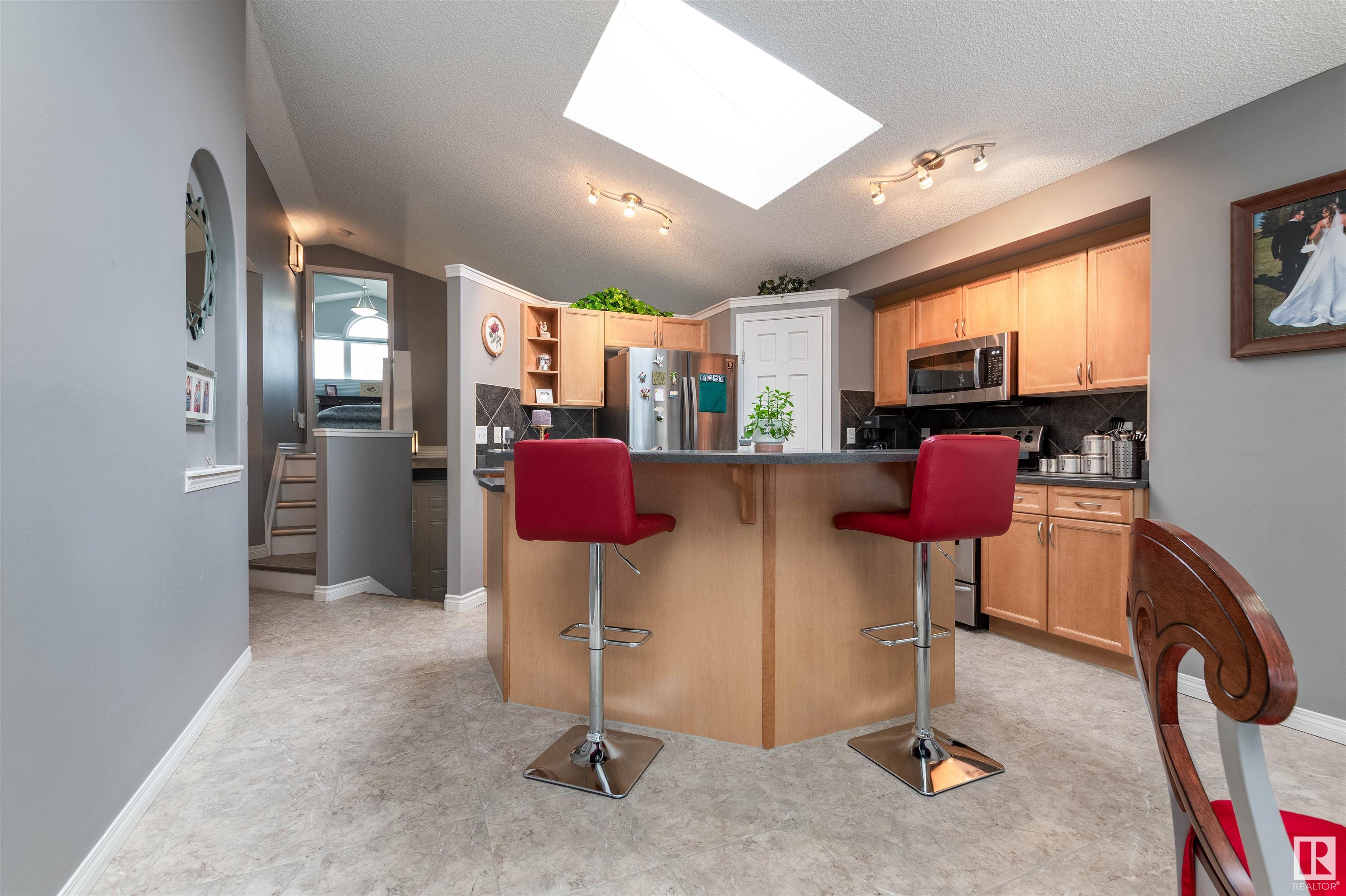      593 FOXBORO LO , Sherwood Park,  ,T8A 0P6 ;  Listing Number: MLS E4419195