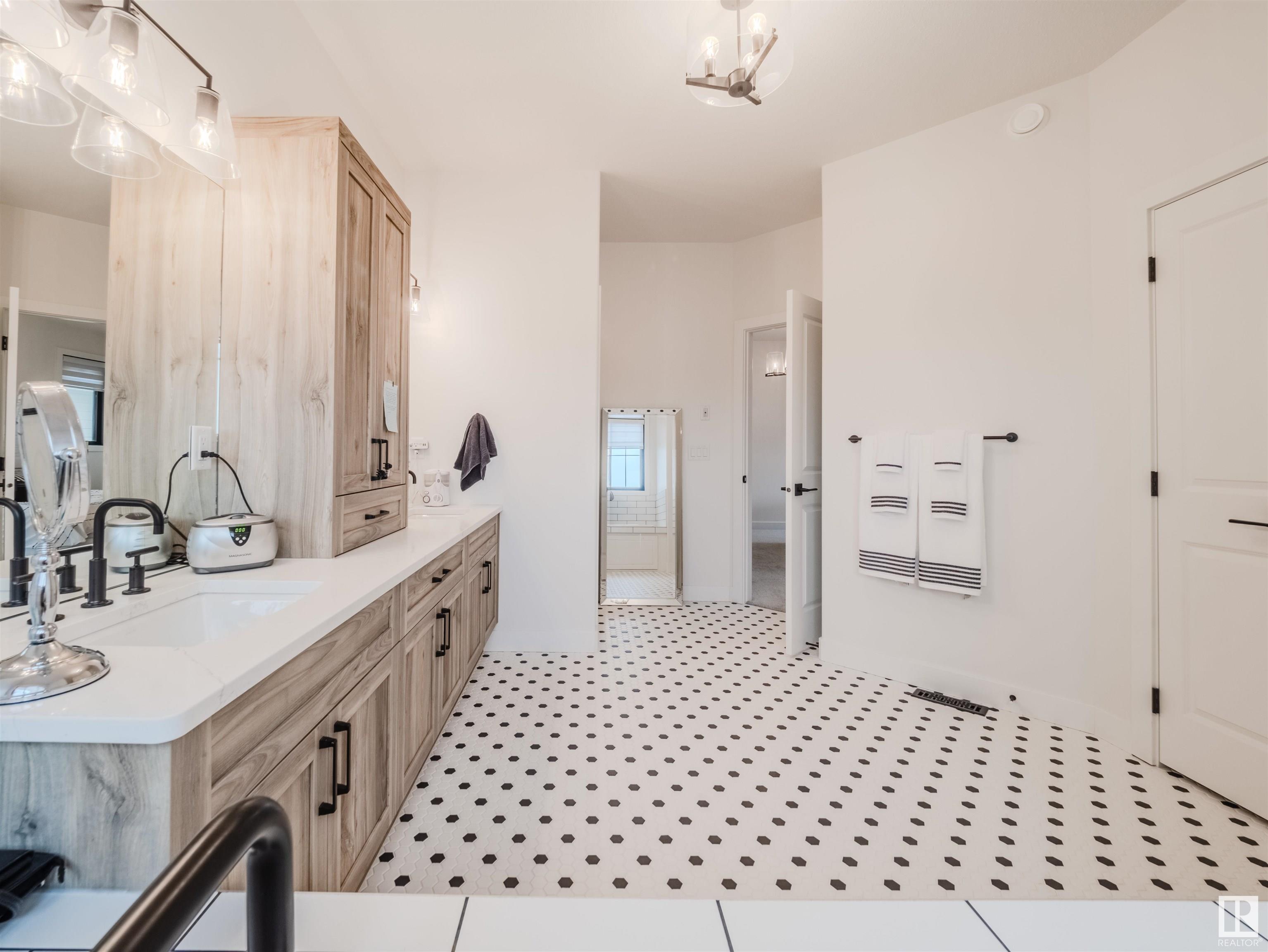      76 RYBURY CT , Sherwood Park,  ,T8B 0C3 ;  Listing Number: MLS E4419200