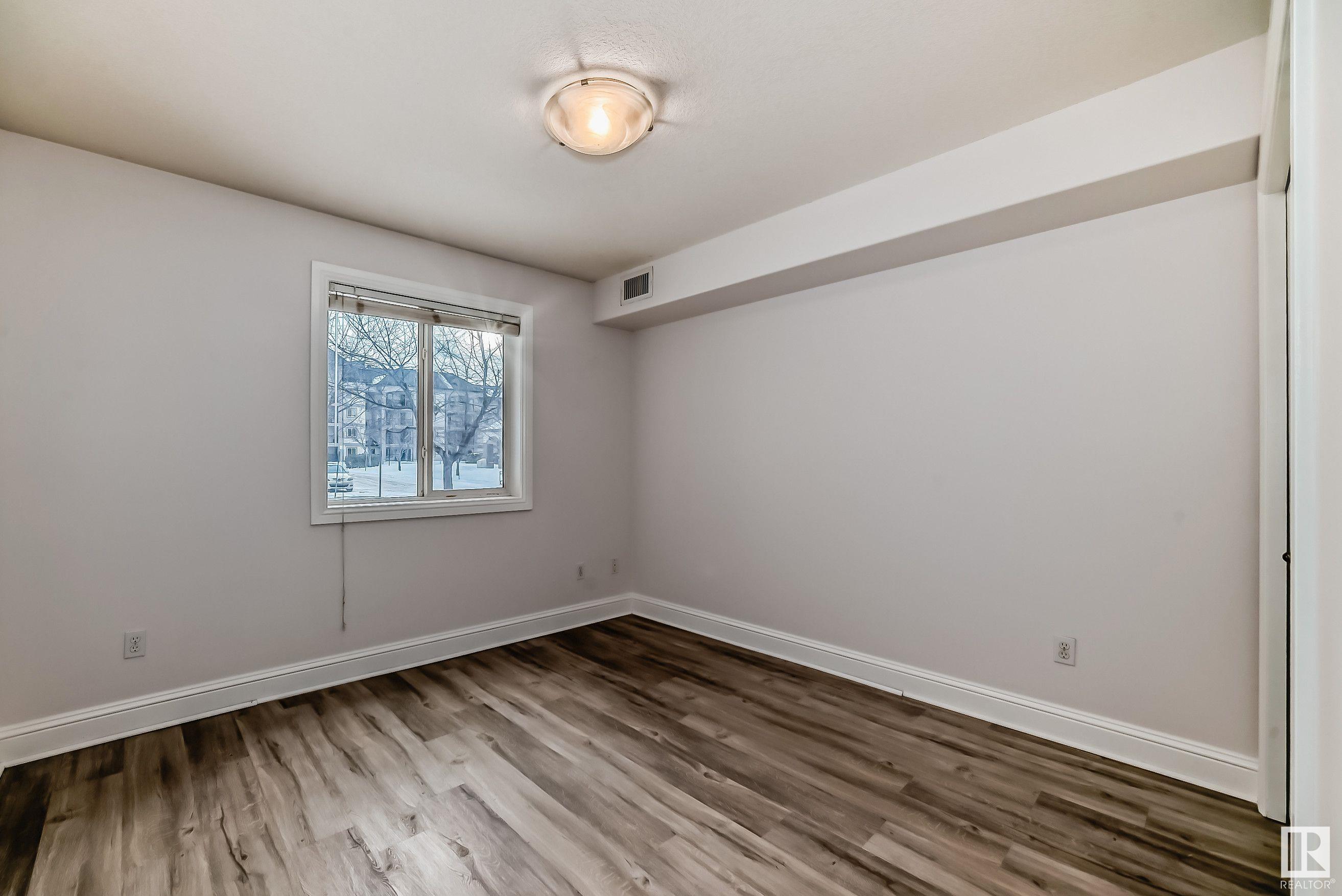      #104 13005 140 AV NW , Edmonton,  ,T6V 1X1 ;  Listing Number: MLS E4419204