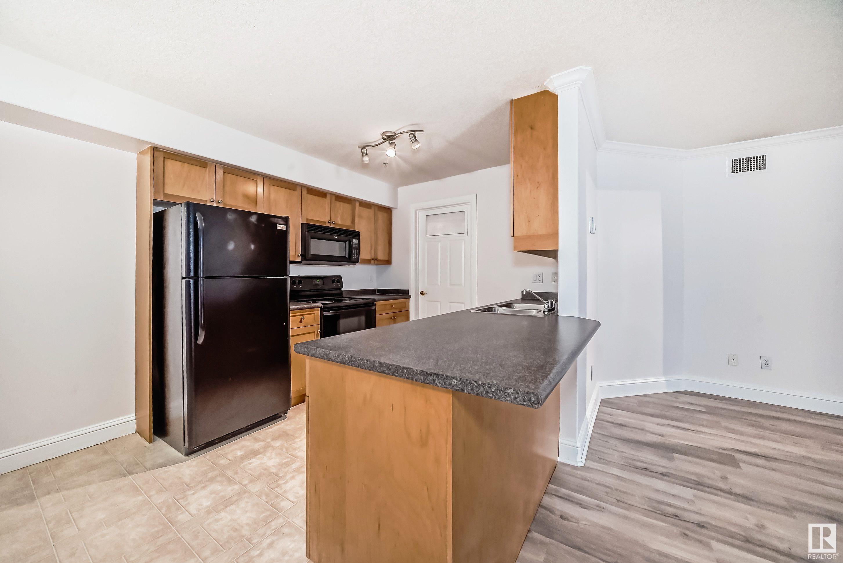      #104 13005 140 AV NW , Edmonton,  ,T6V 1X1 ;  Listing Number: MLS E4419204