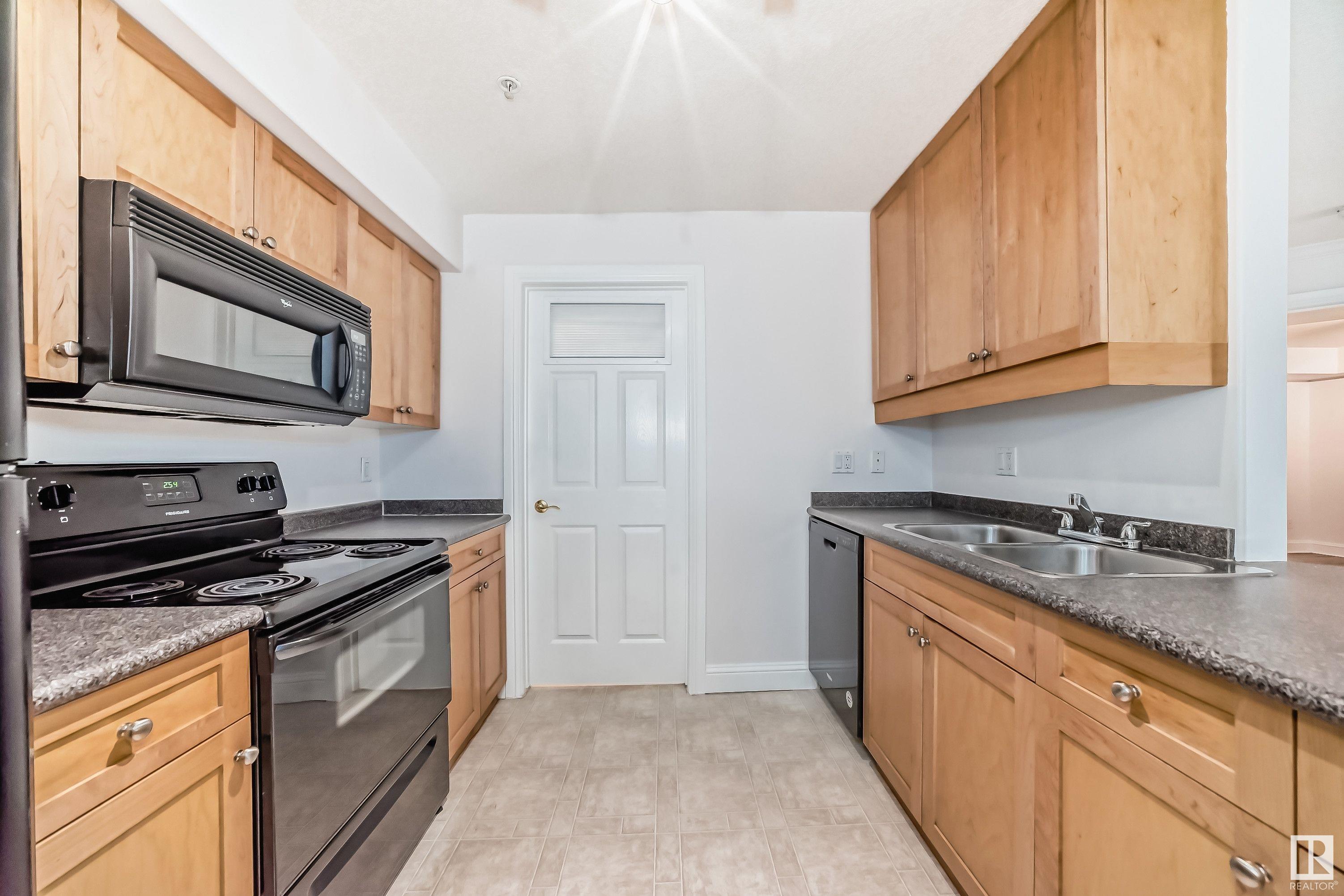      #104 13005 140 AV NW , Edmonton,  ,T6V 1X1 ;  Listing Number: MLS E4419204