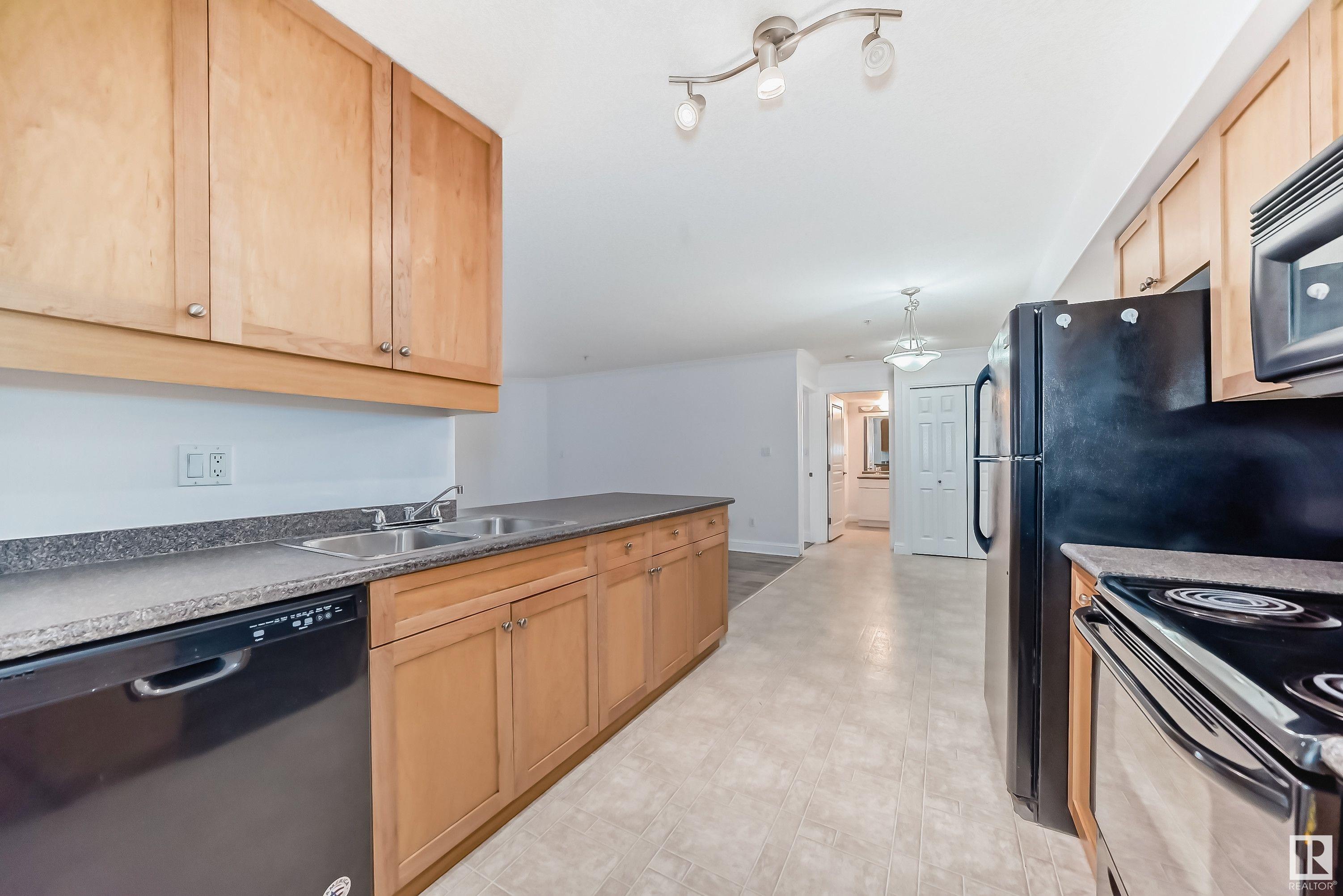      #104 13005 140 AV NW , Edmonton,  ,T6V 1X1 ;  Listing Number: MLS E4419204