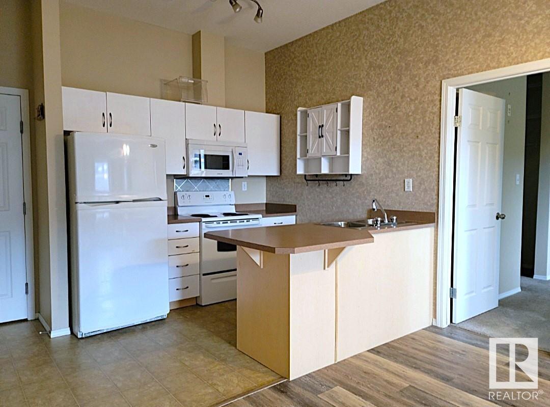     #109 4310 33 ST , Stony Plain,  ,T7Z 0A8 ;  Listing Number: MLS E4419206