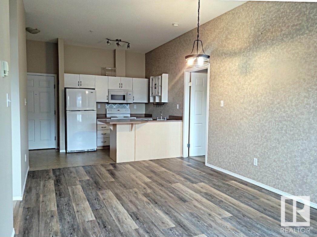      #109 4310 33 ST , Stony Plain,  ,T7Z 0A8 ;  Listing Number: MLS E4419206