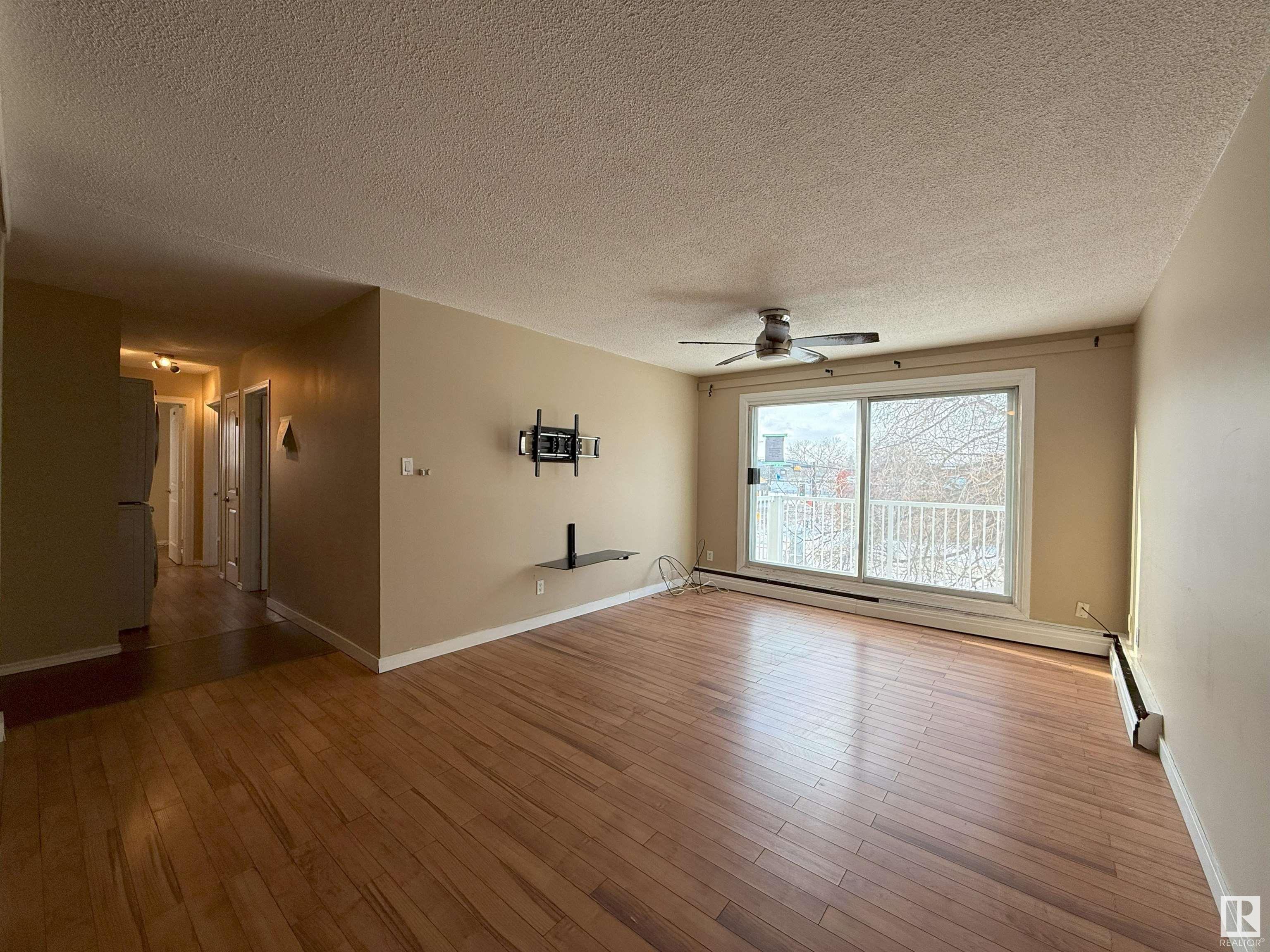      #307 3720 118 AV NW , Edmonton,  ,T5W 0Z6 ;  Listing Number: MLS E4419211