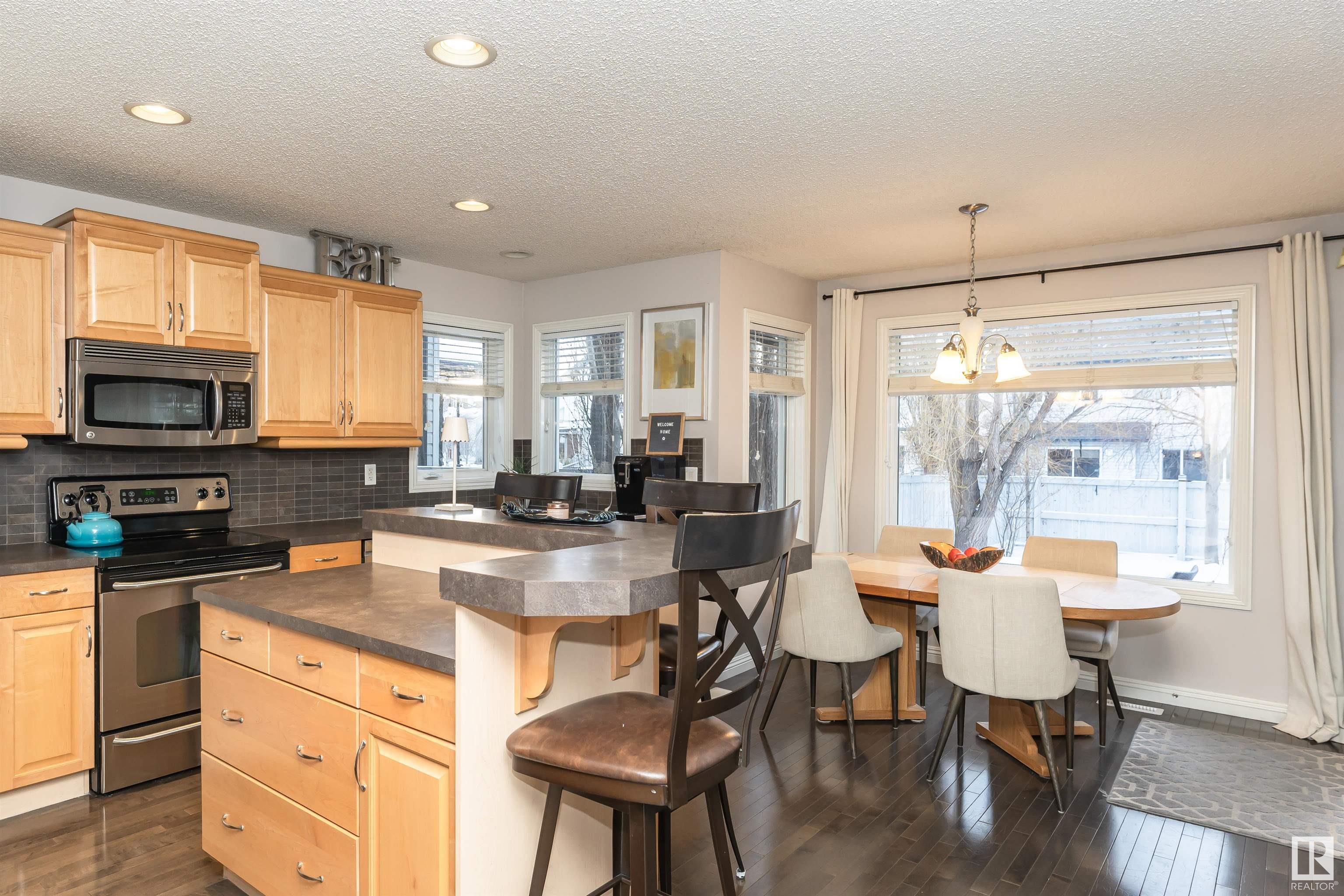      20415 57 AV NW , Edmonton,  ,T6M 0A9 ;  Listing Number: MLS E4419213