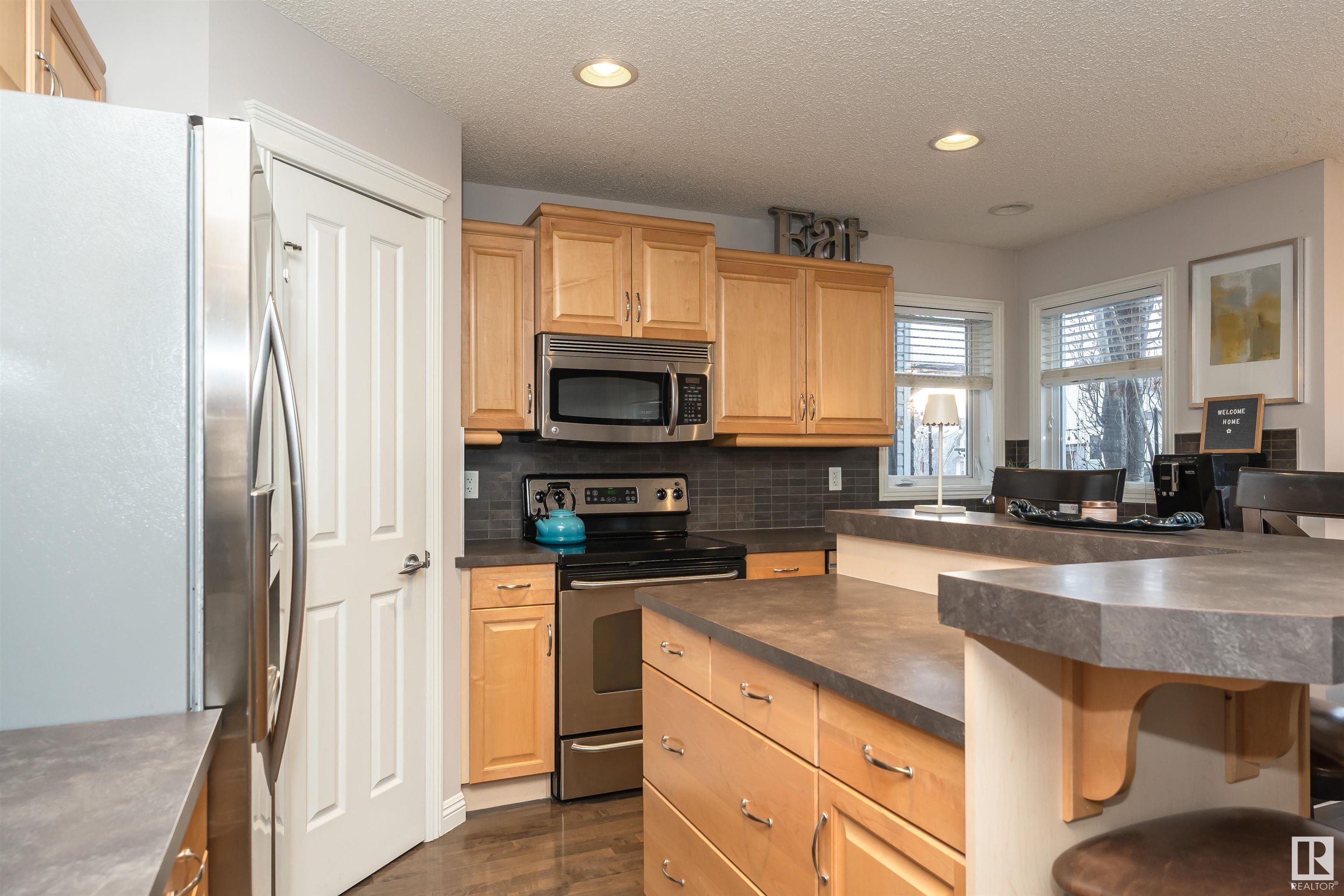      20415 57 AV NW , Edmonton,  ,T6M 0A9 ;  Listing Number: MLS E4419213