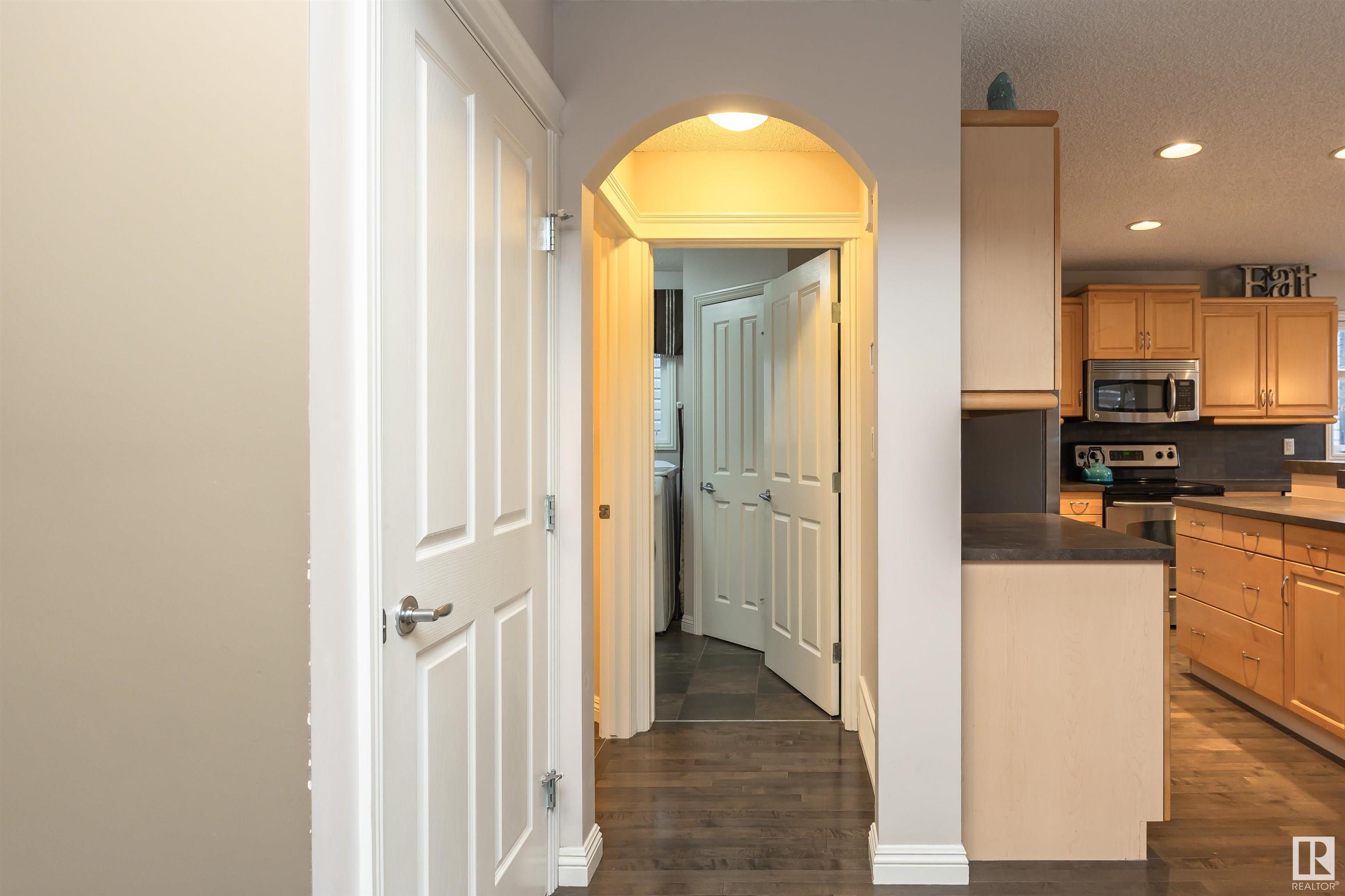      20415 57 AV NW , Edmonton,  ,T6M 0A9 ;  Listing Number: MLS E4419213