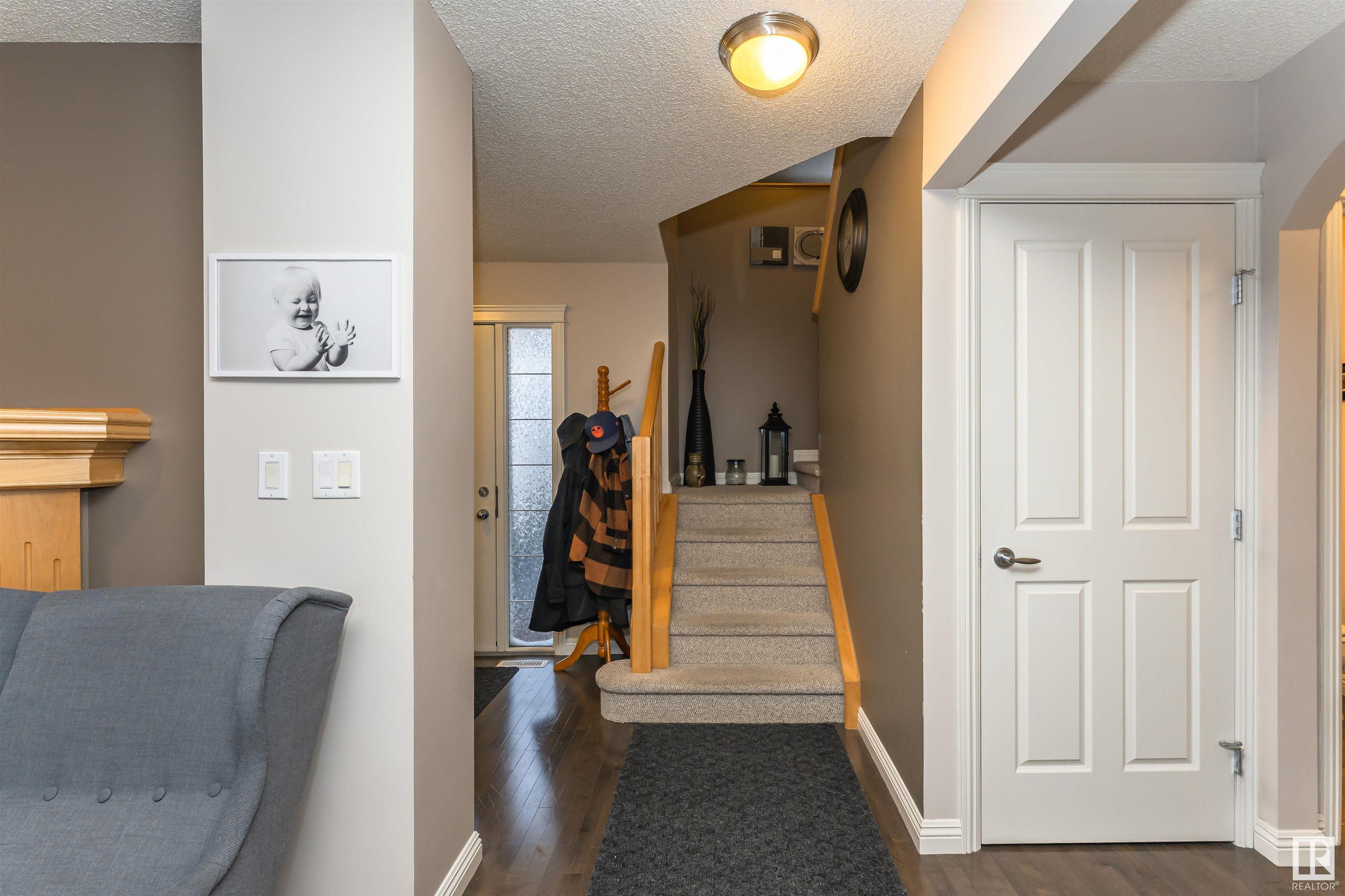      20415 57 AV NW , Edmonton,  ,T6M 0A9 ;  Listing Number: MLS E4419213