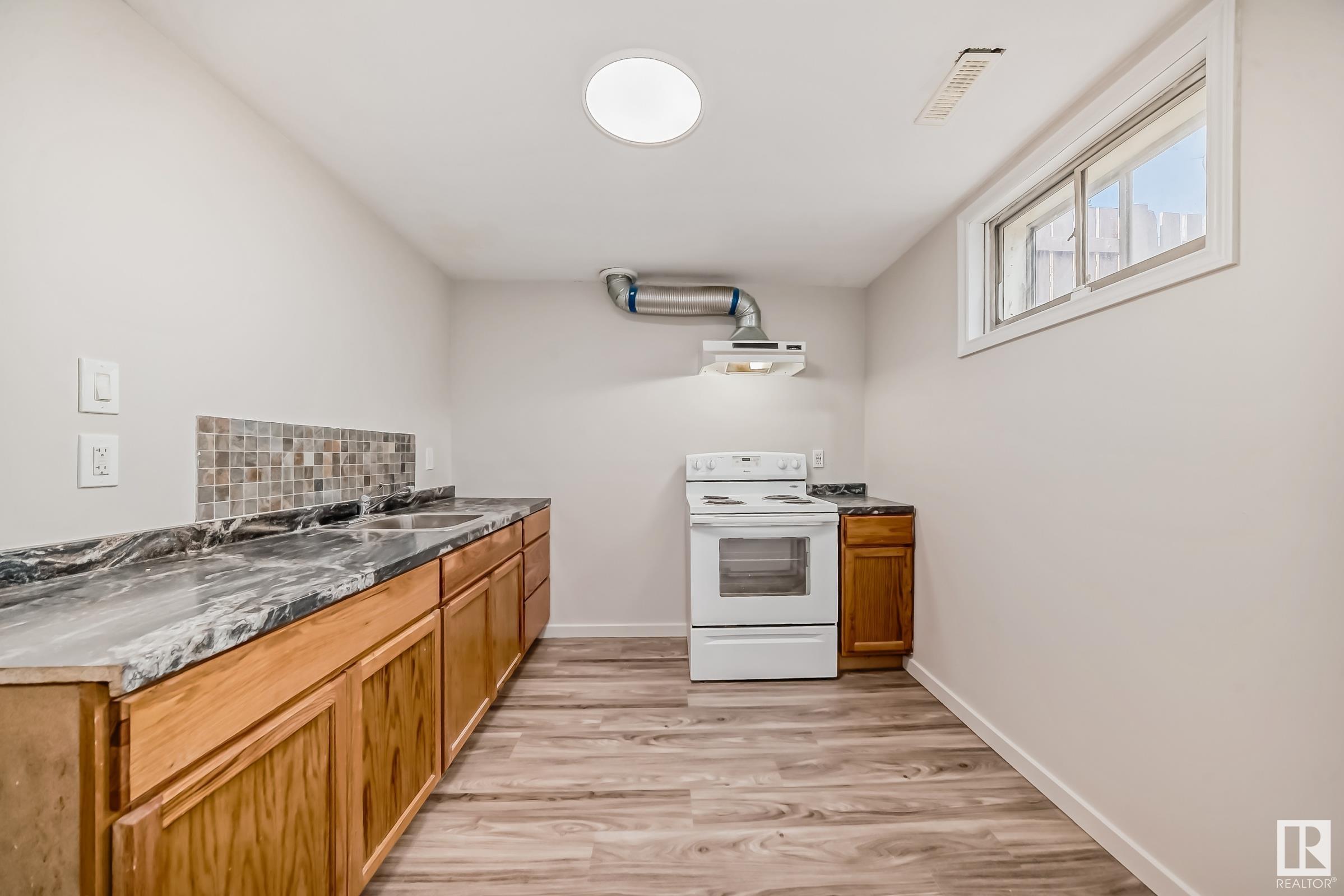      13124 83 ST NW , Edmonton,  ,T5E 2W6 ;  Listing Number: MLS E4419220