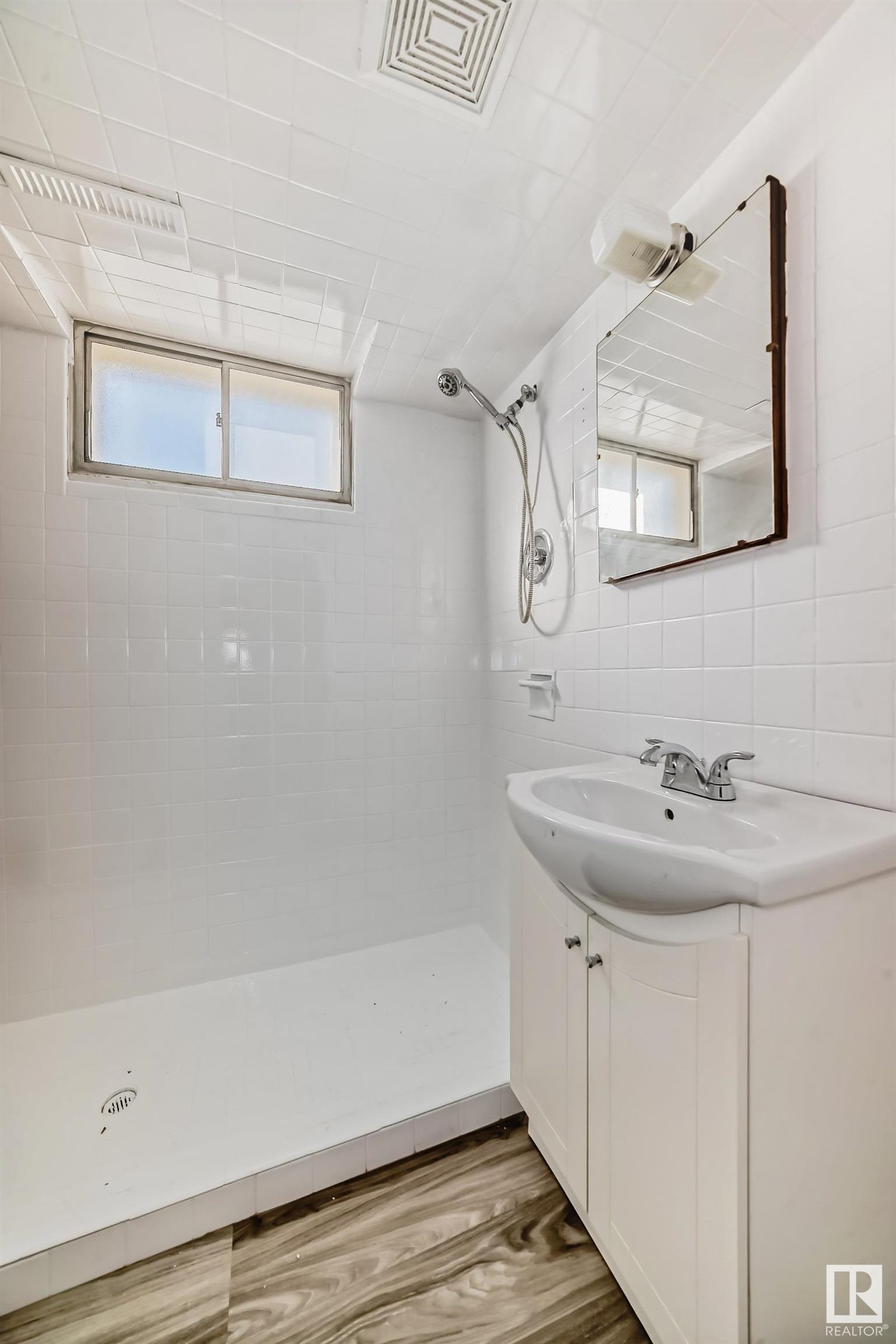      13124 83 ST NW , Edmonton,  ,T5E 2W6 ;  Listing Number: MLS E4419220