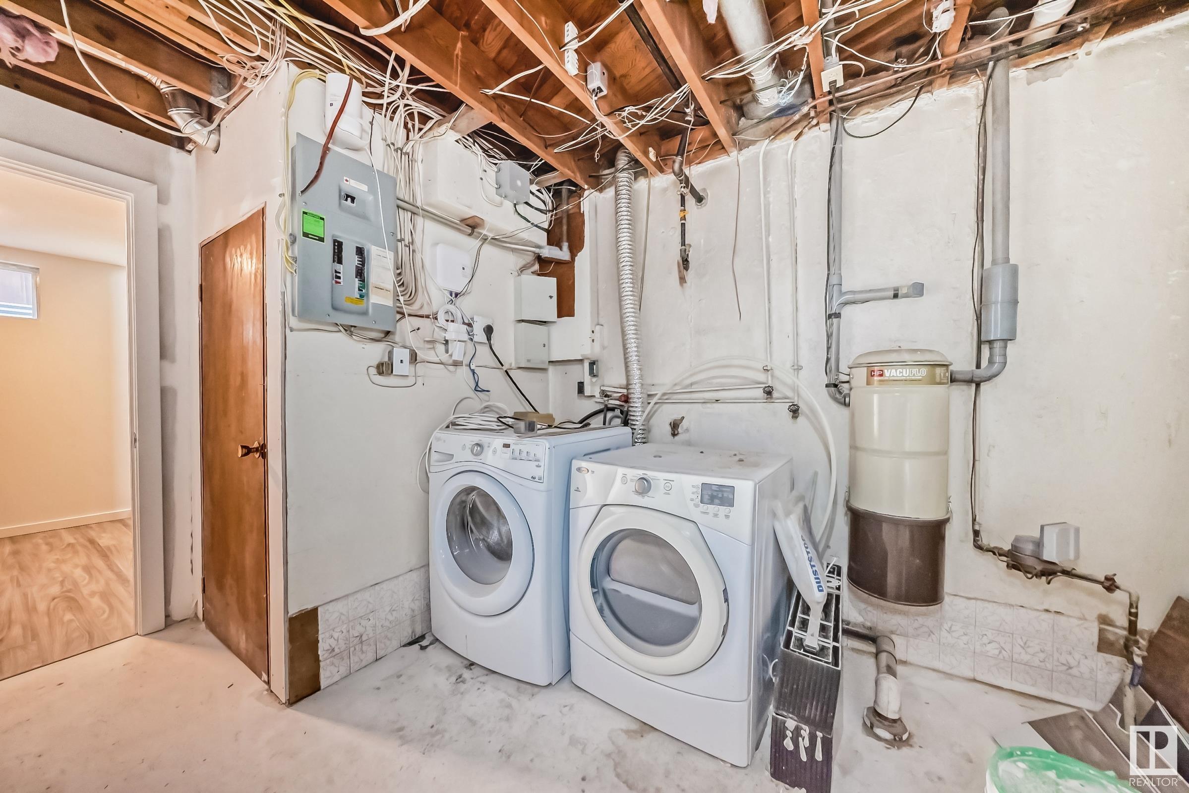      13124 83 ST NW , Edmonton,  ,T5E 2W6 ;  Listing Number: MLS E4419220