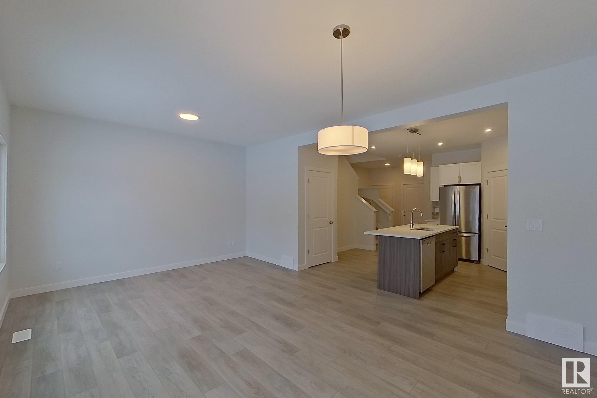      420 28 ST SW , Edmonton,  ,T6X 1A7 ;  Listing Number: MLS E4419221