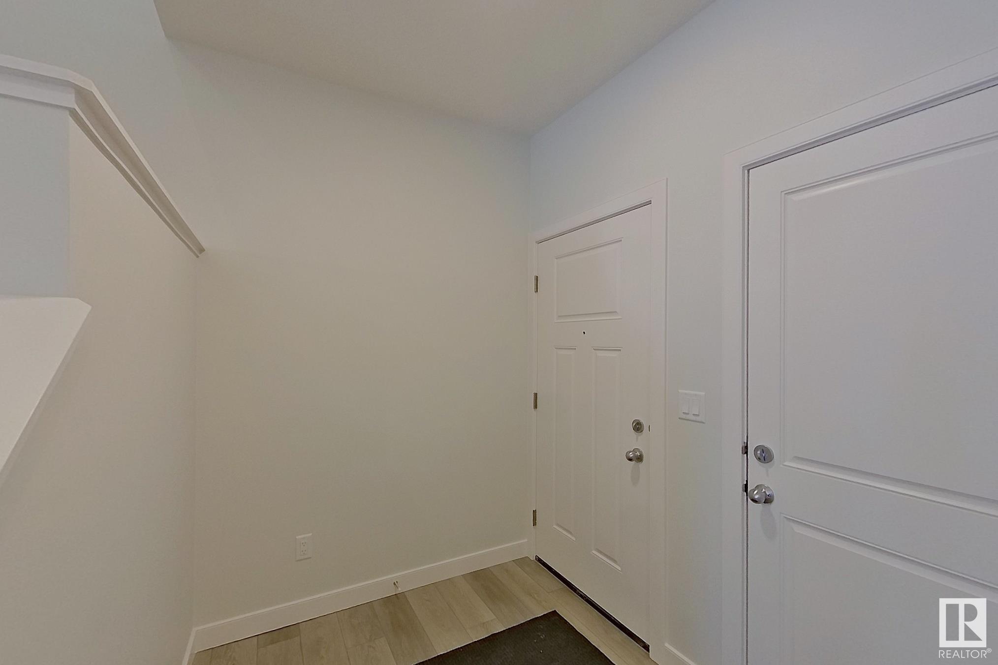      420 28 ST SW , Edmonton,  ,T6X 1A7 ;  Listing Number: MLS E4419221