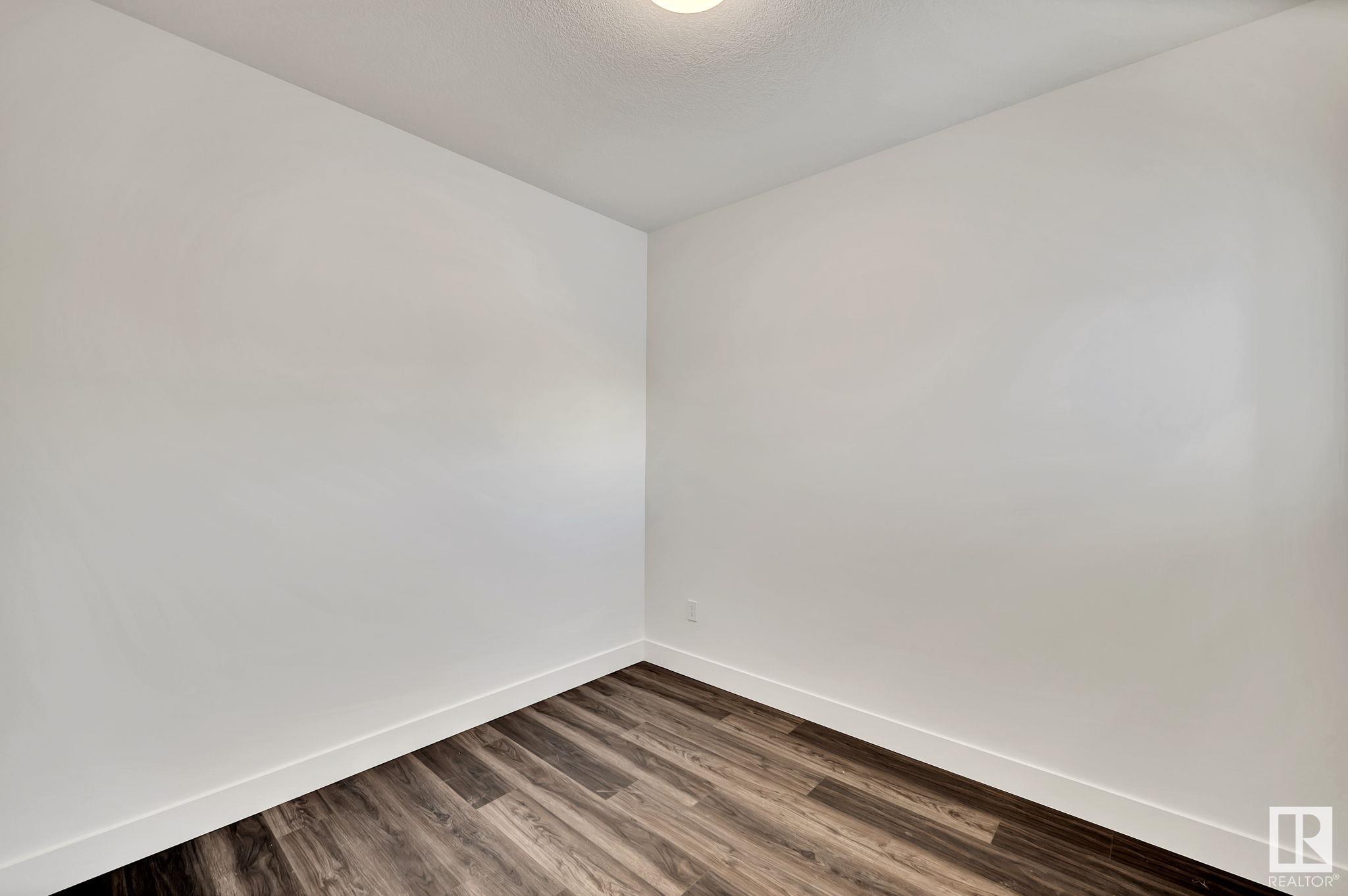      20755 24 AV NW , Edmonton,  ,T6M 2J7 ;  Listing Number: MLS E4419222