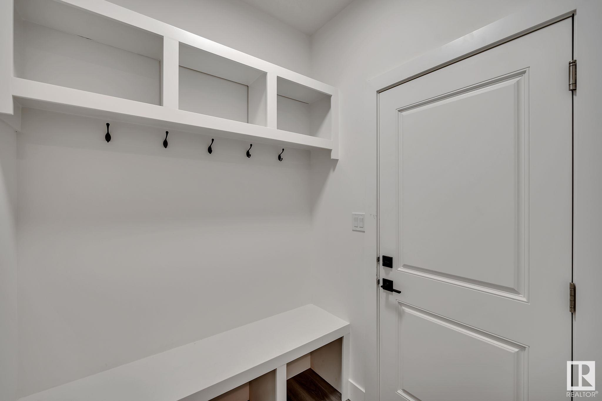      20755 24 AV NW , Edmonton,  ,T6M 2J7 ;  Listing Number: MLS E4419222