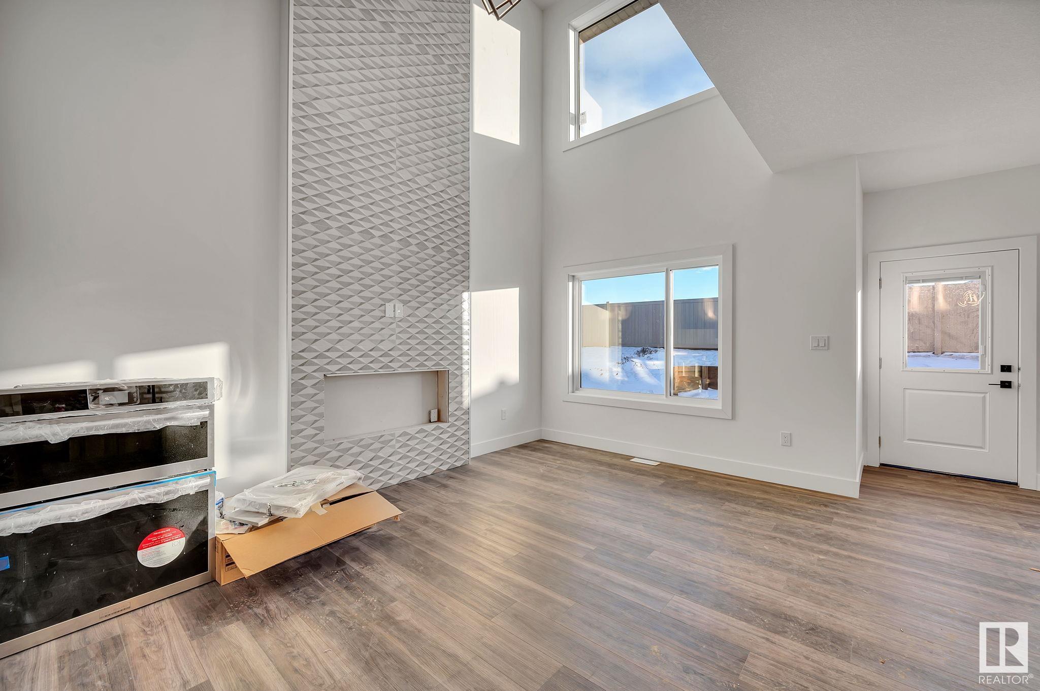      20755 24 AV NW , Edmonton,  ,T6M 2J7 ;  Listing Number: MLS E4419222