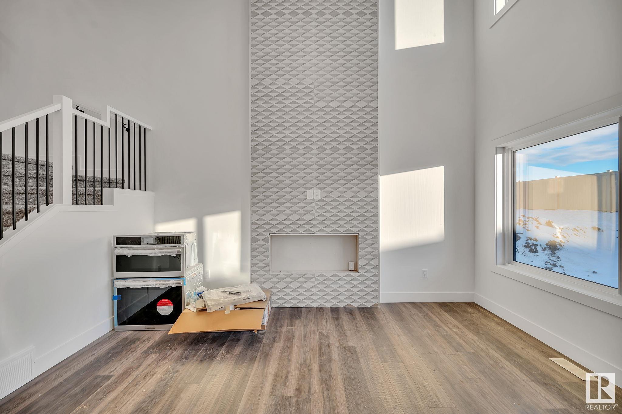      20755 24 AV NW , Edmonton,  ,T6M 2J7 ;  Listing Number: MLS E4419222