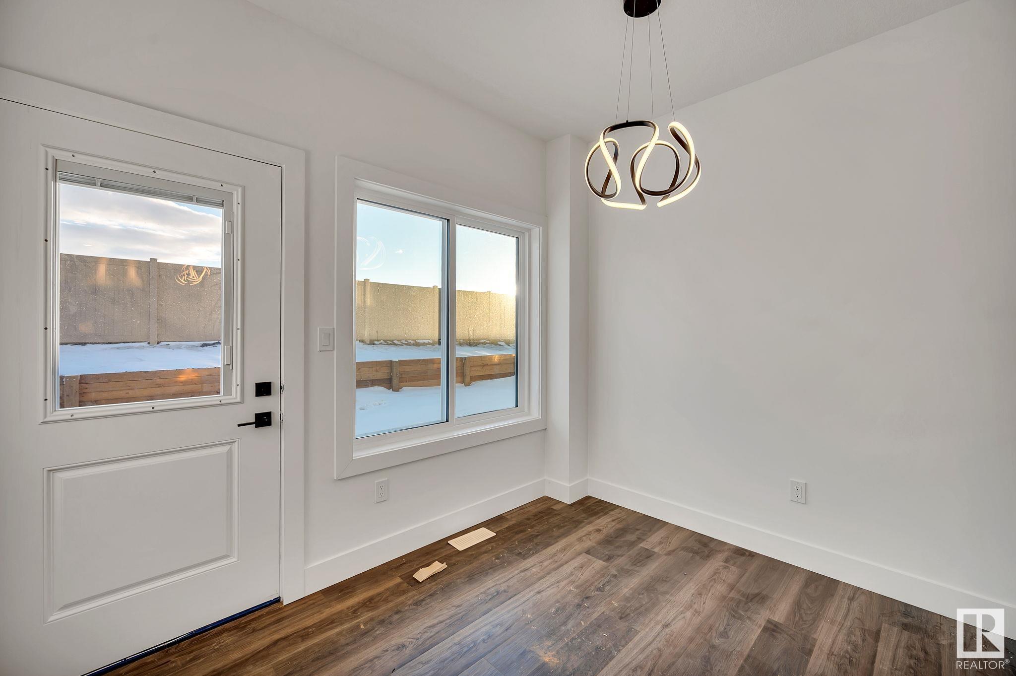      20755 24 AV NW , Edmonton,  ,T6M 2J7 ;  Listing Number: MLS E4419222