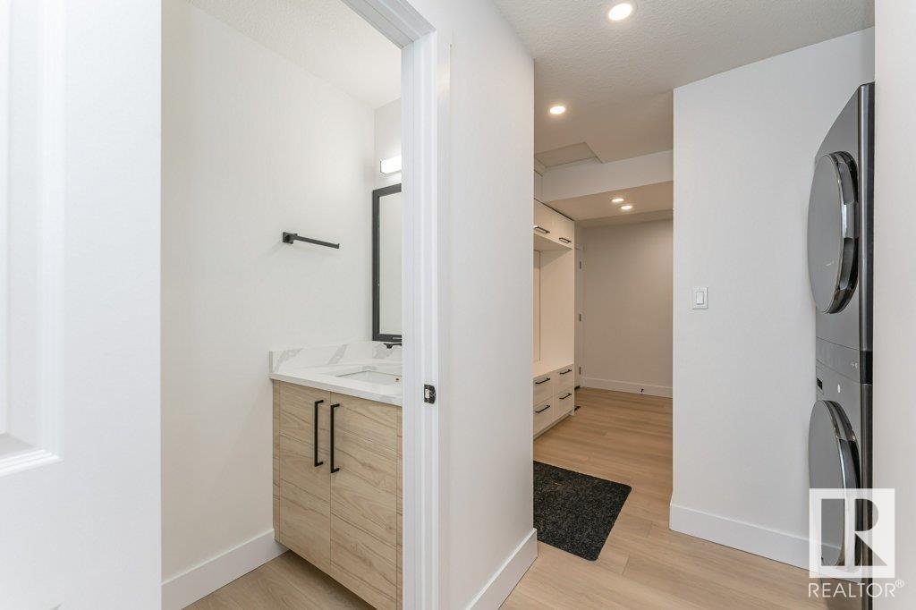      9404 173 ST NW , Edmonton,  ,T5T 3K8 ;  Listing Number: MLS E4419223