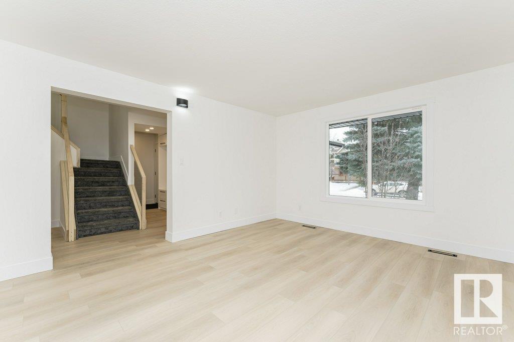     9404 173 ST NW , Edmonton,  ,T5T 3K8 ;  Listing Number: MLS E4419223