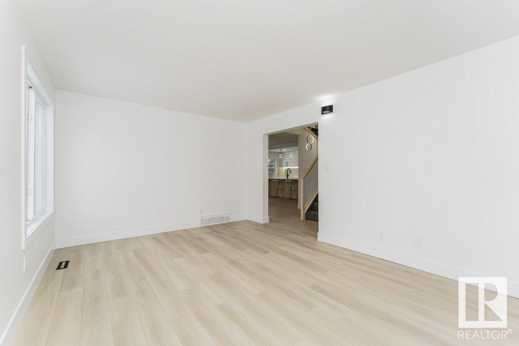      9404 173 ST NW , Edmonton,  ,T5T 3K8 ;  Listing Number: MLS E4419223