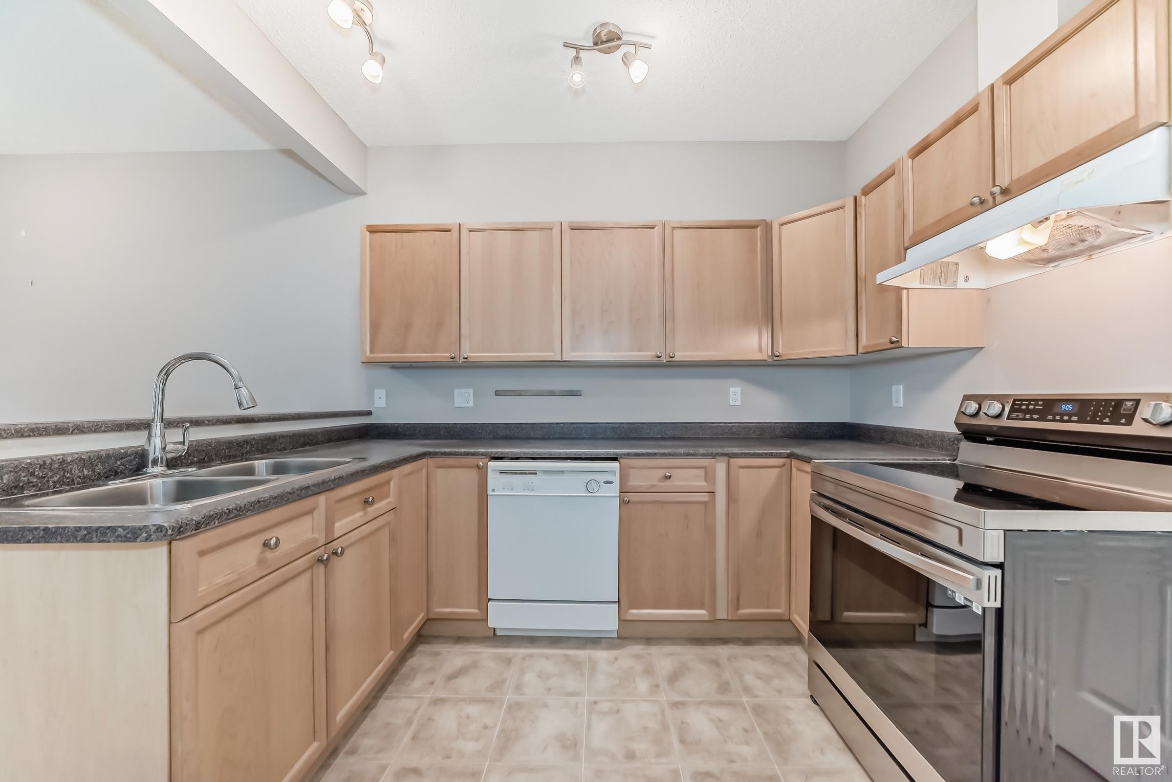      #69 3040 Spence WD SW , Edmonton,  ,T6X 1N7 ;  Listing Number: MLS E4419225