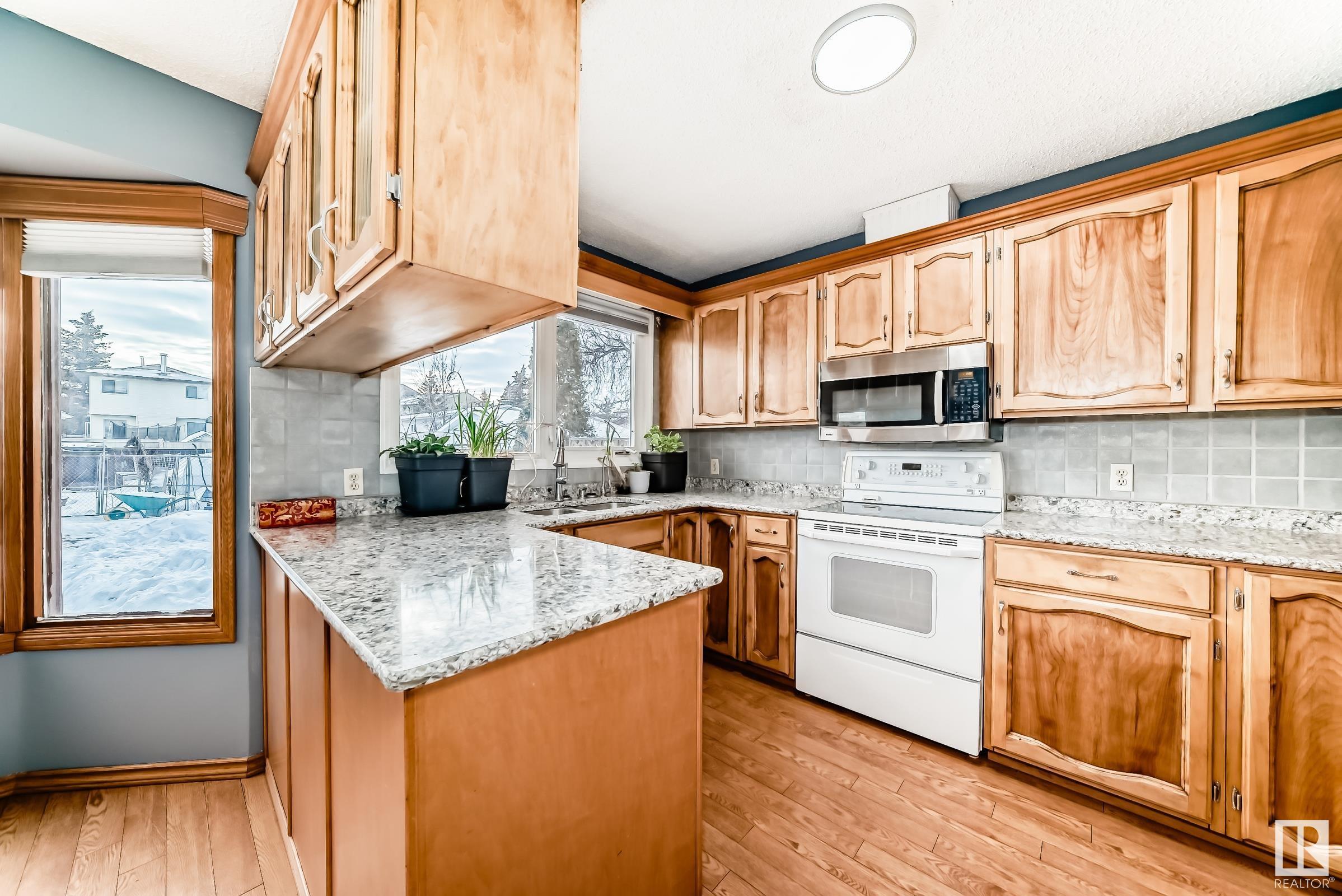      4515 20A AV NW , Edmonton,  ,T6L 2V2 ;  Listing Number: MLS E4419227