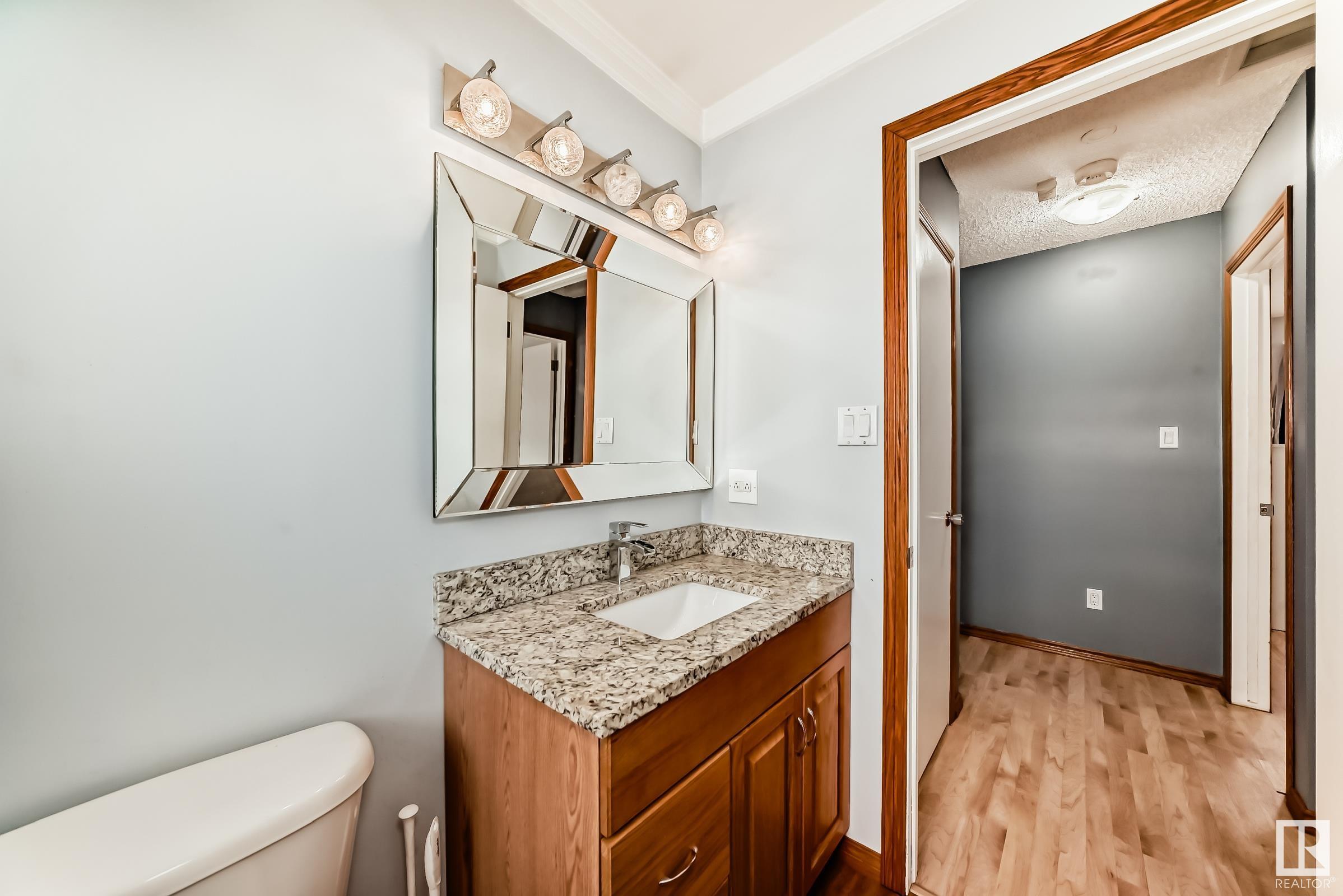      4515 20A AV NW , Edmonton,  ,T6L 2V2 ;  Listing Number: MLS E4419227