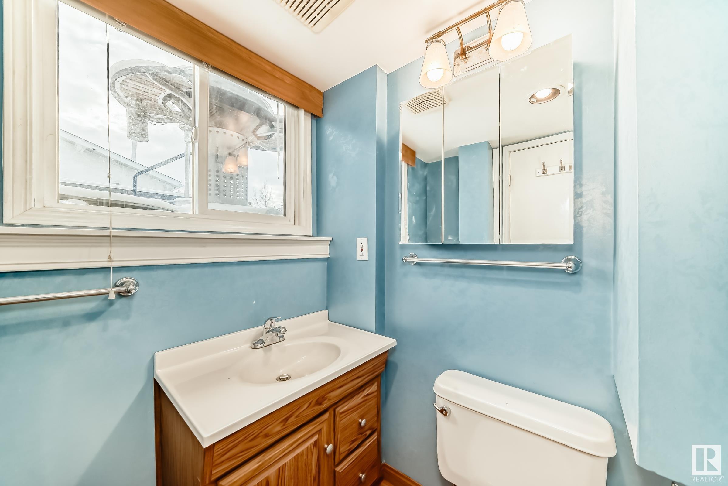      4515 20A AV NW , Edmonton,  ,T6L 2V2 ;  Listing Number: MLS E4419227