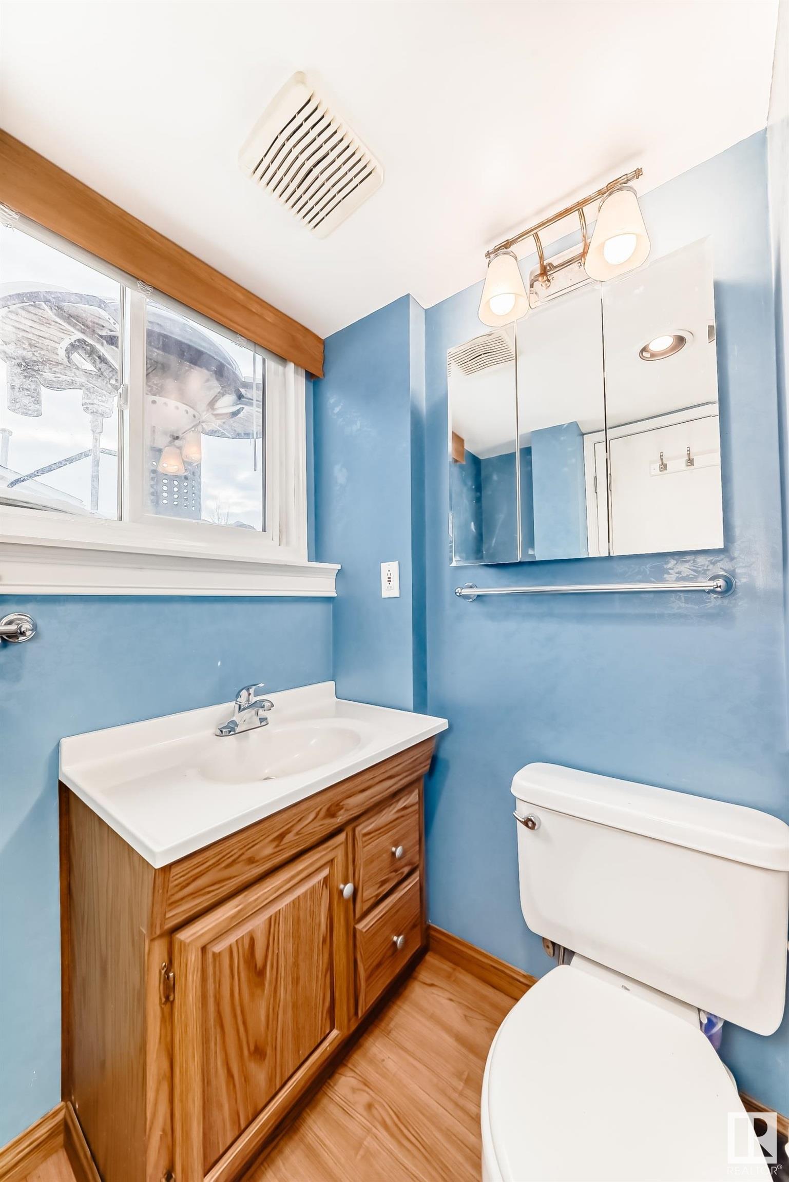      4515 20A AV NW , Edmonton,  ,T6L 2V2 ;  Listing Number: MLS E4419227