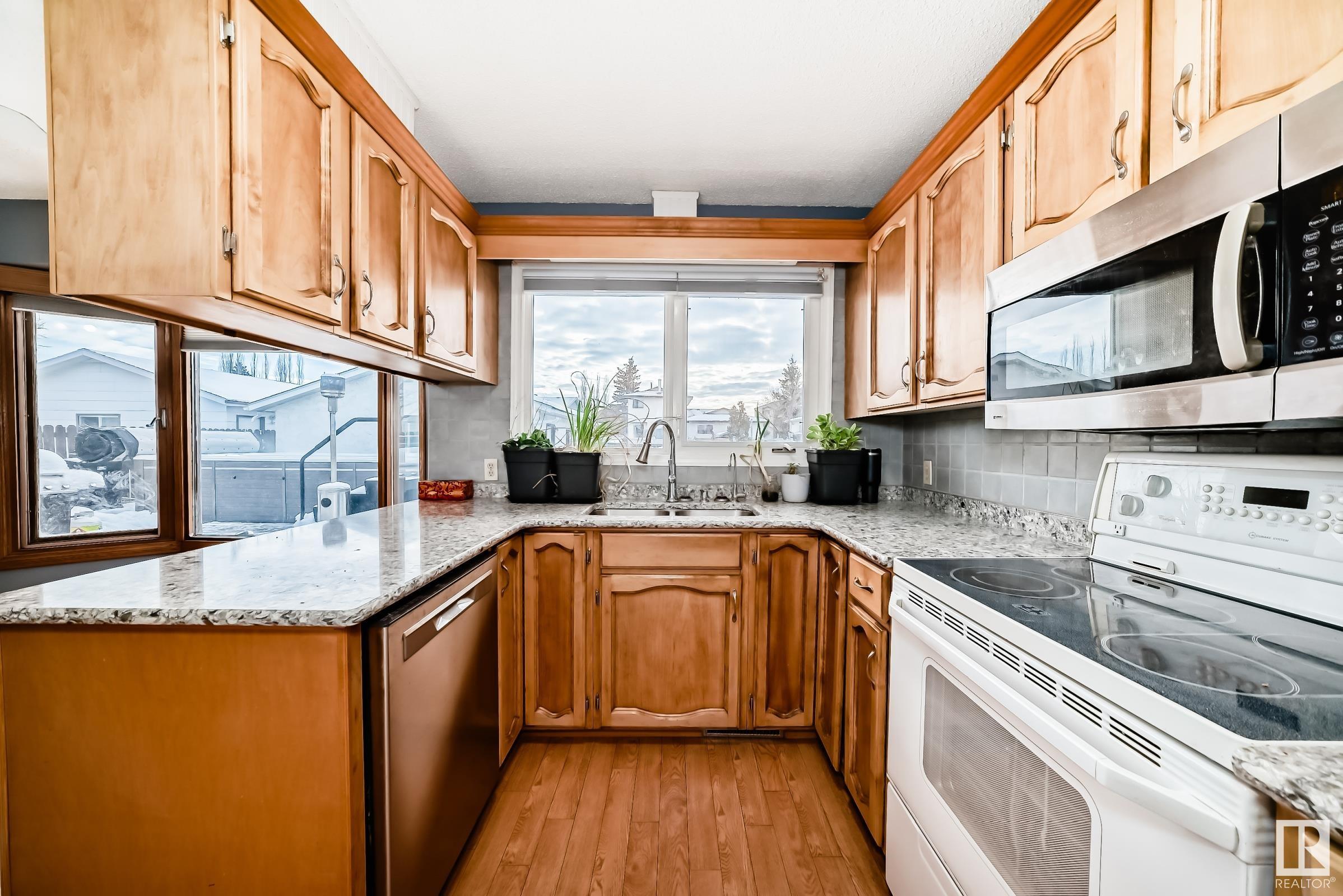      4515 20A AV NW , Edmonton,  ,T6L 2V2 ;  Listing Number: MLS E4419227