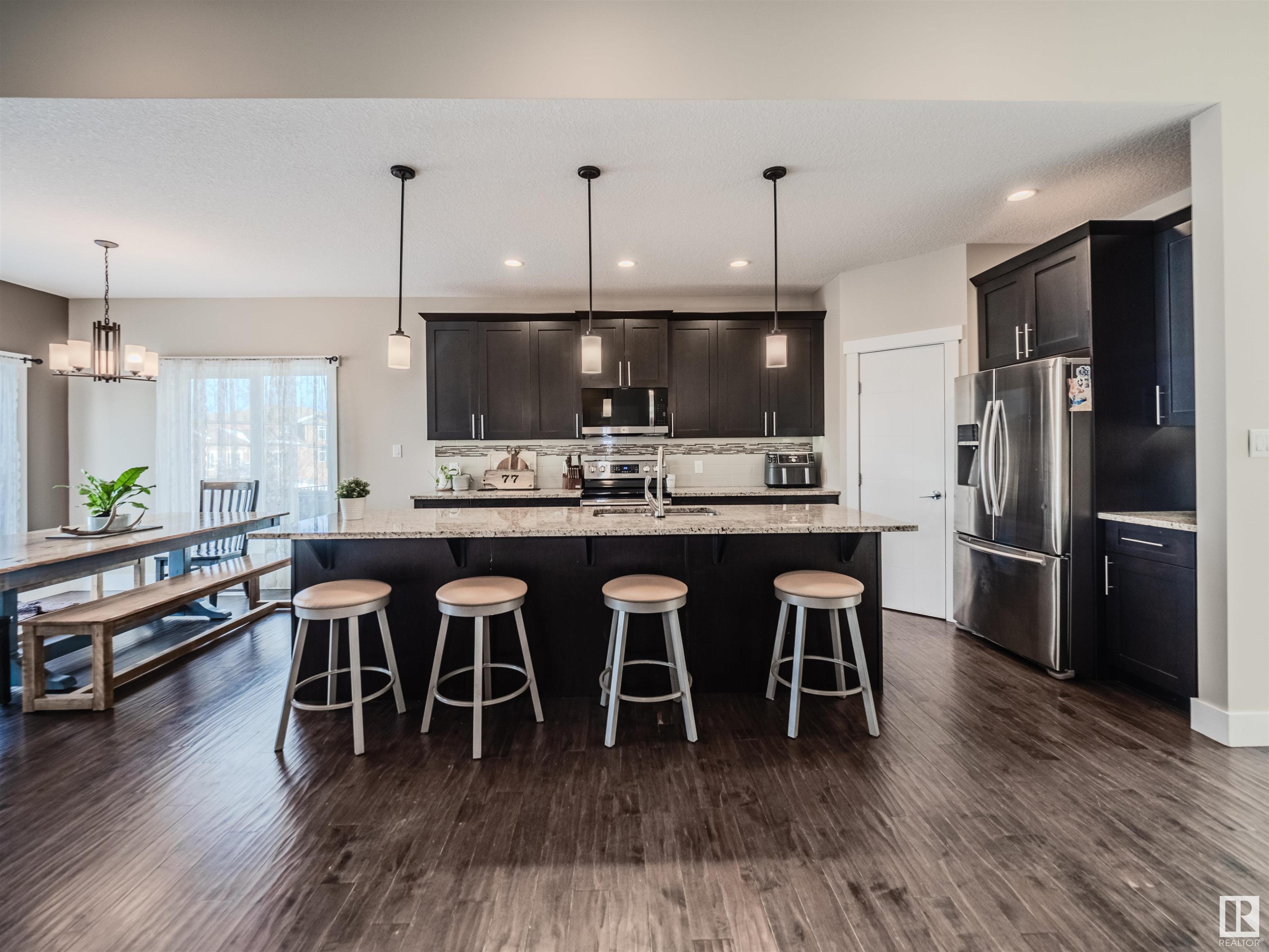      21 LAKESHORE CV , Beaumont,  ,T4X 0J2 ;  Listing Number: MLS E4419228