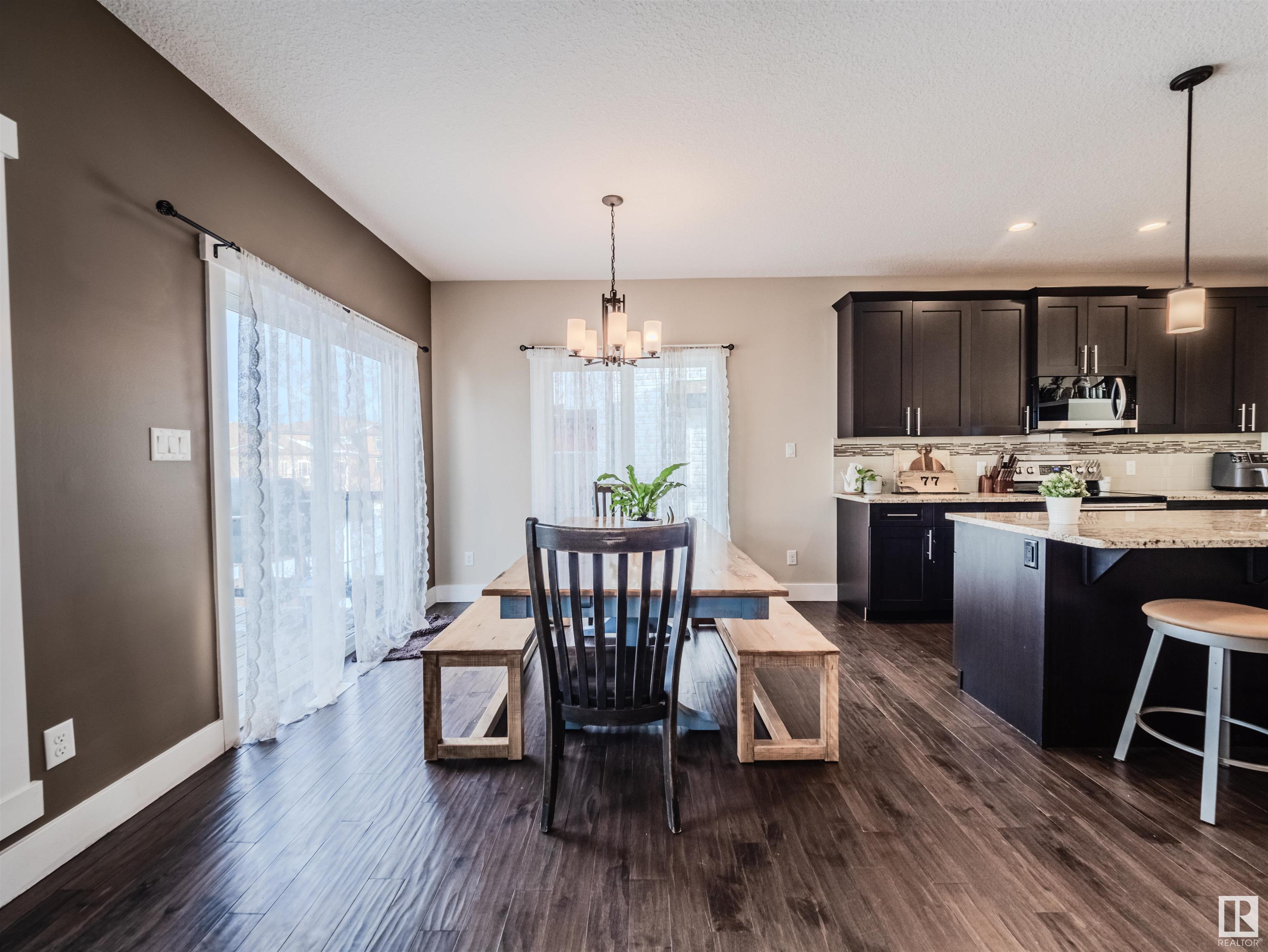      21 LAKESHORE CV , Beaumont,  ,T4X 0J2 ;  Listing Number: MLS E4419228