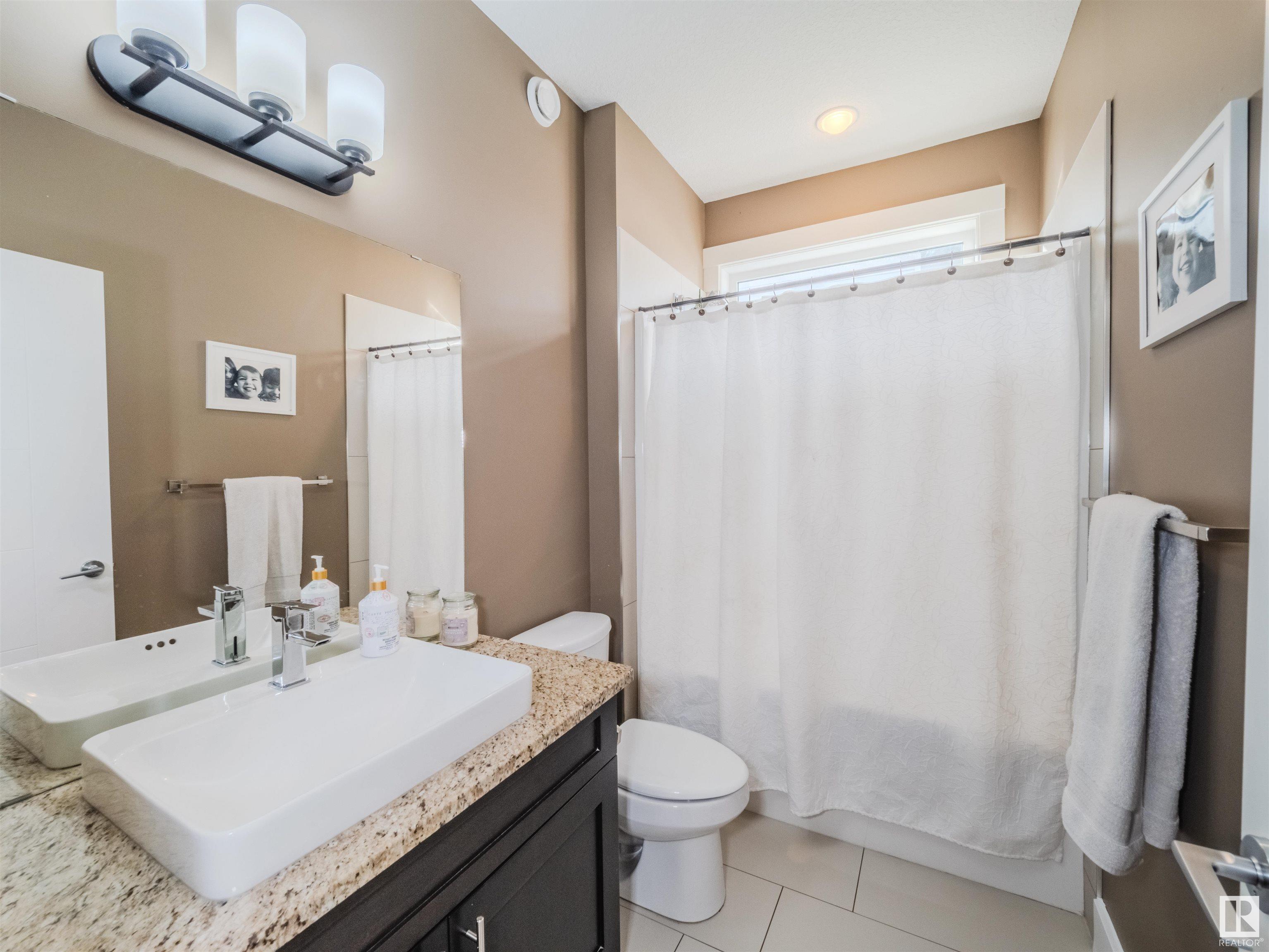      21 LAKESHORE CV , Beaumont,  ,T4X 0J2 ;  Listing Number: MLS E4419228