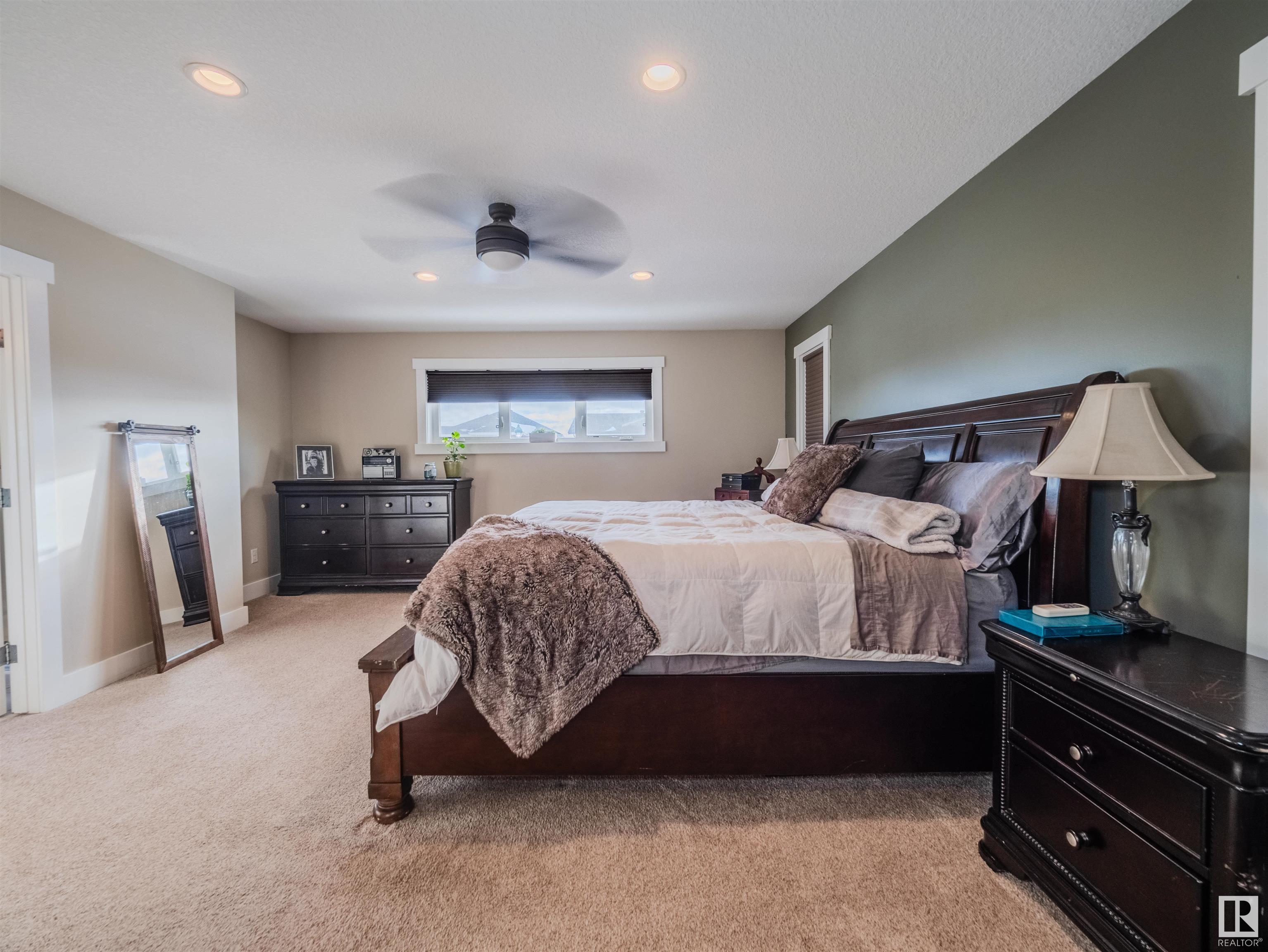      21 LAKESHORE CV , Beaumont,  ,T4X 0J2 ;  Listing Number: MLS E4419228