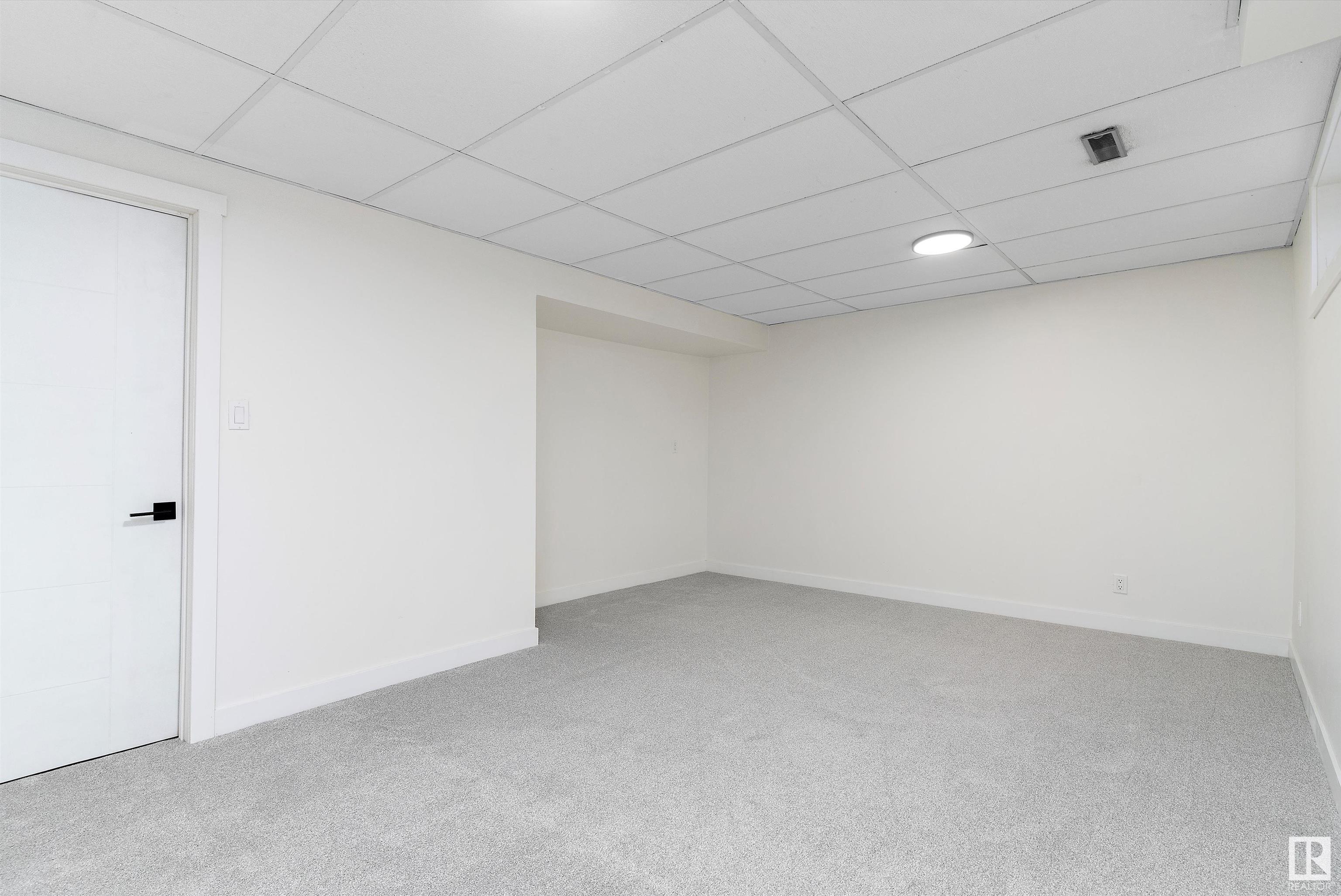      20C CALLINGWOOD CO NW , Edmonton,  ,T5T 0H5 ;  Listing Number: MLS E4419230