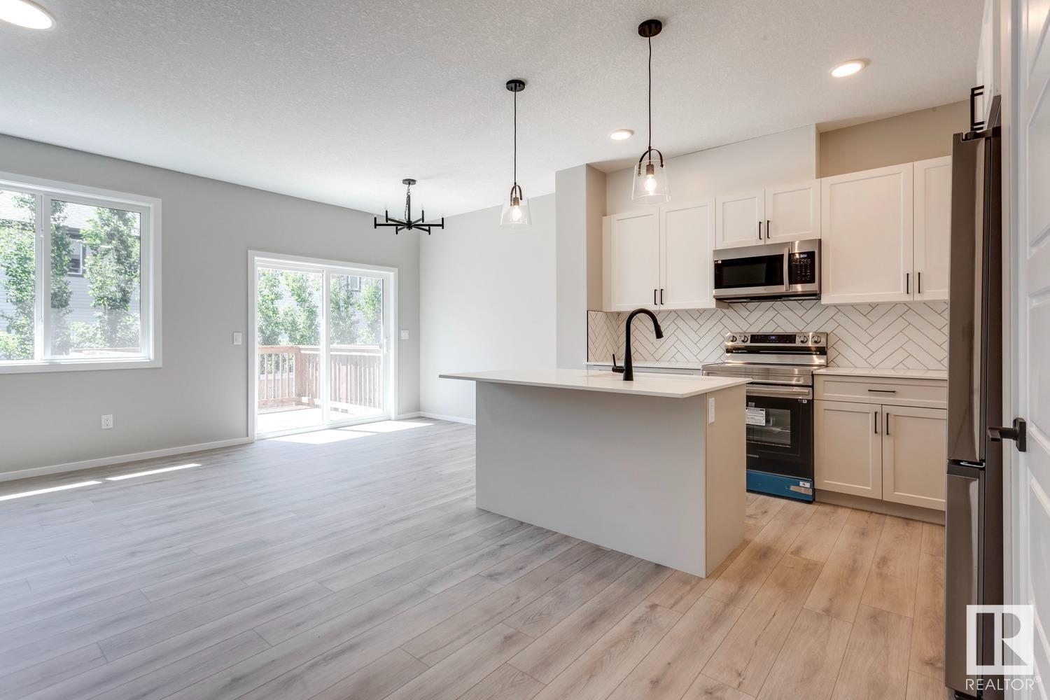      340 GENESIS VI , Stony Plain,  ,T7Z 0J6 ;  Listing Number: MLS E4419231