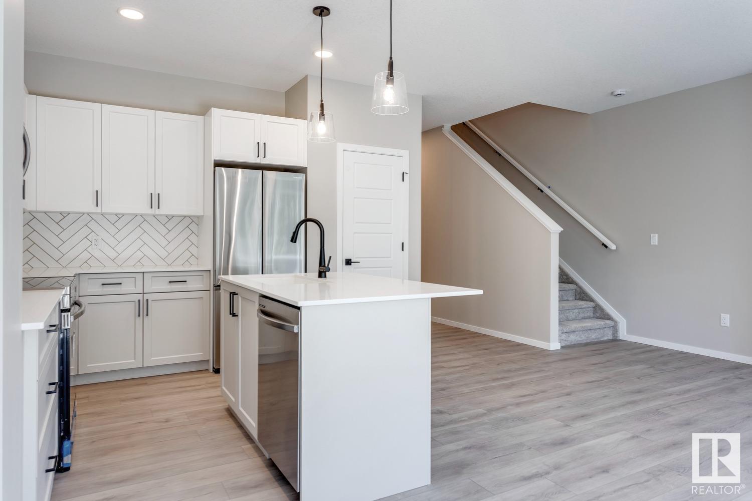      340 GENESIS VI , Stony Plain,  ,T7Z 0J6 ;  Listing Number: MLS E4419231