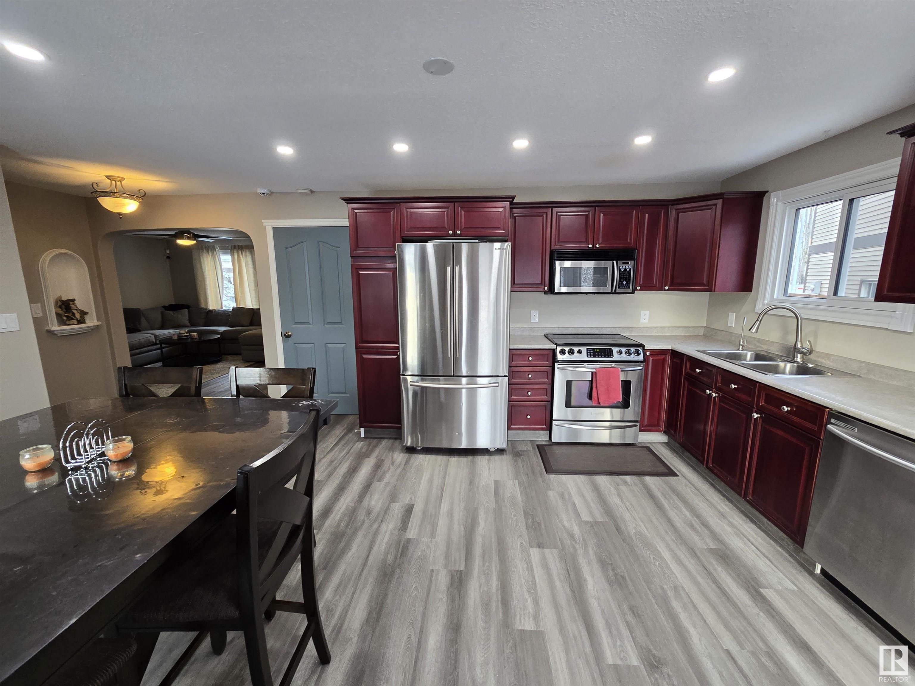      13 GROAT DR , Spruce Grove,  ,T7X 1Z4 ;  Listing Number: MLS E4419241