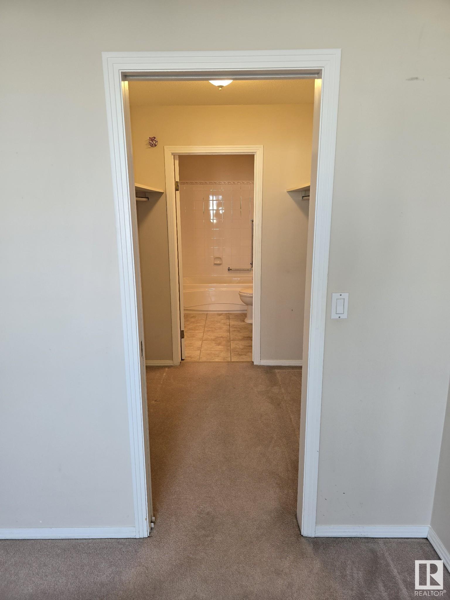      #302 10421 42 AV NW , Edmonton,  ,T6H 7C8 ;  Listing Number: MLS E4419243