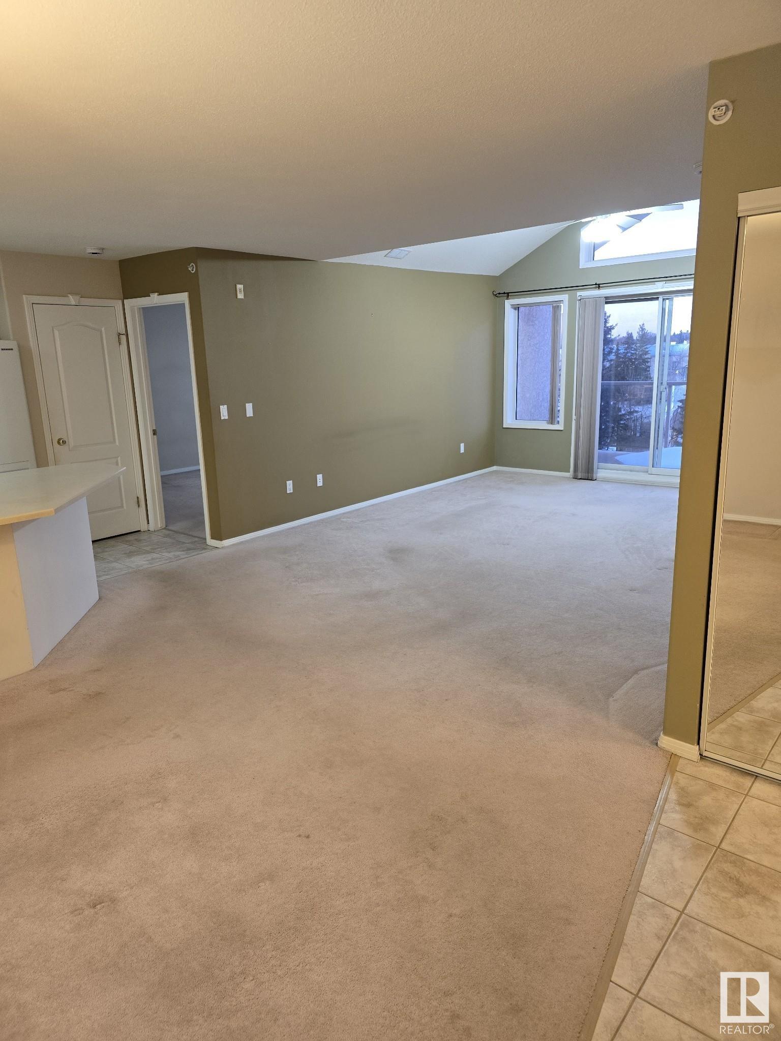      #302 10421 42 AV NW , Edmonton,  ,T6H 7C8 ;  Listing Number: MLS E4419243