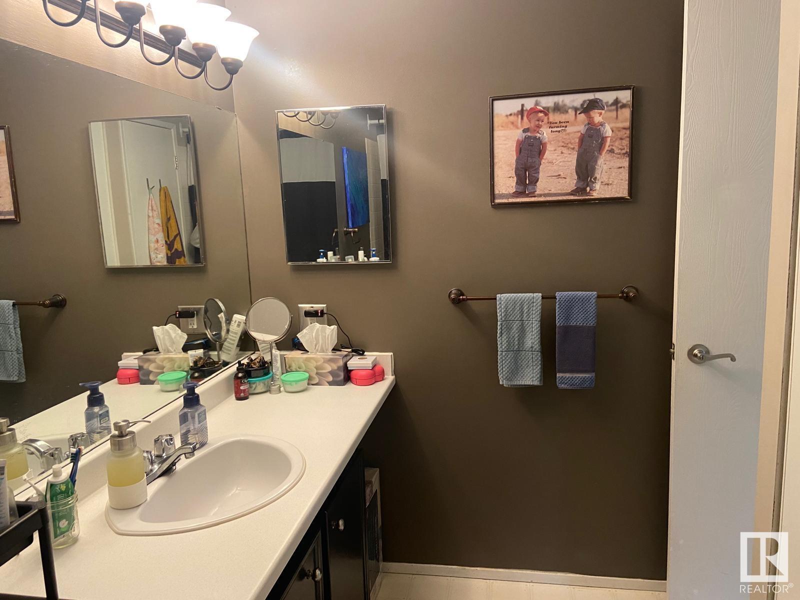      #13 2115 118 ST NW , Edmonton,  ,T6J 6L8 ;  Listing Number: MLS E4419244