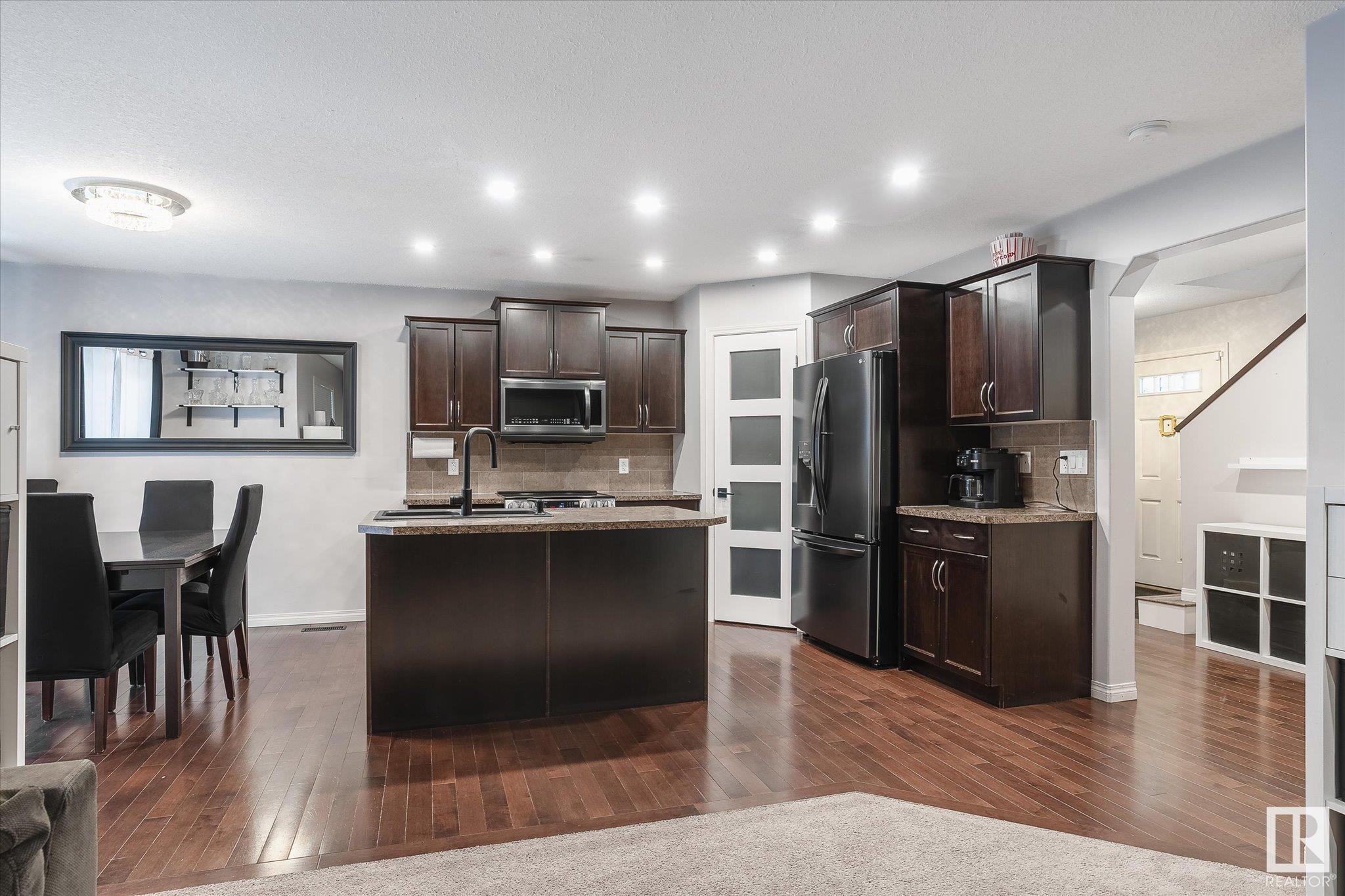     35 ASHGROVE DR , Spruce Grove,  ,T7X 4R5 ;  Listing Number: MLS E4419246