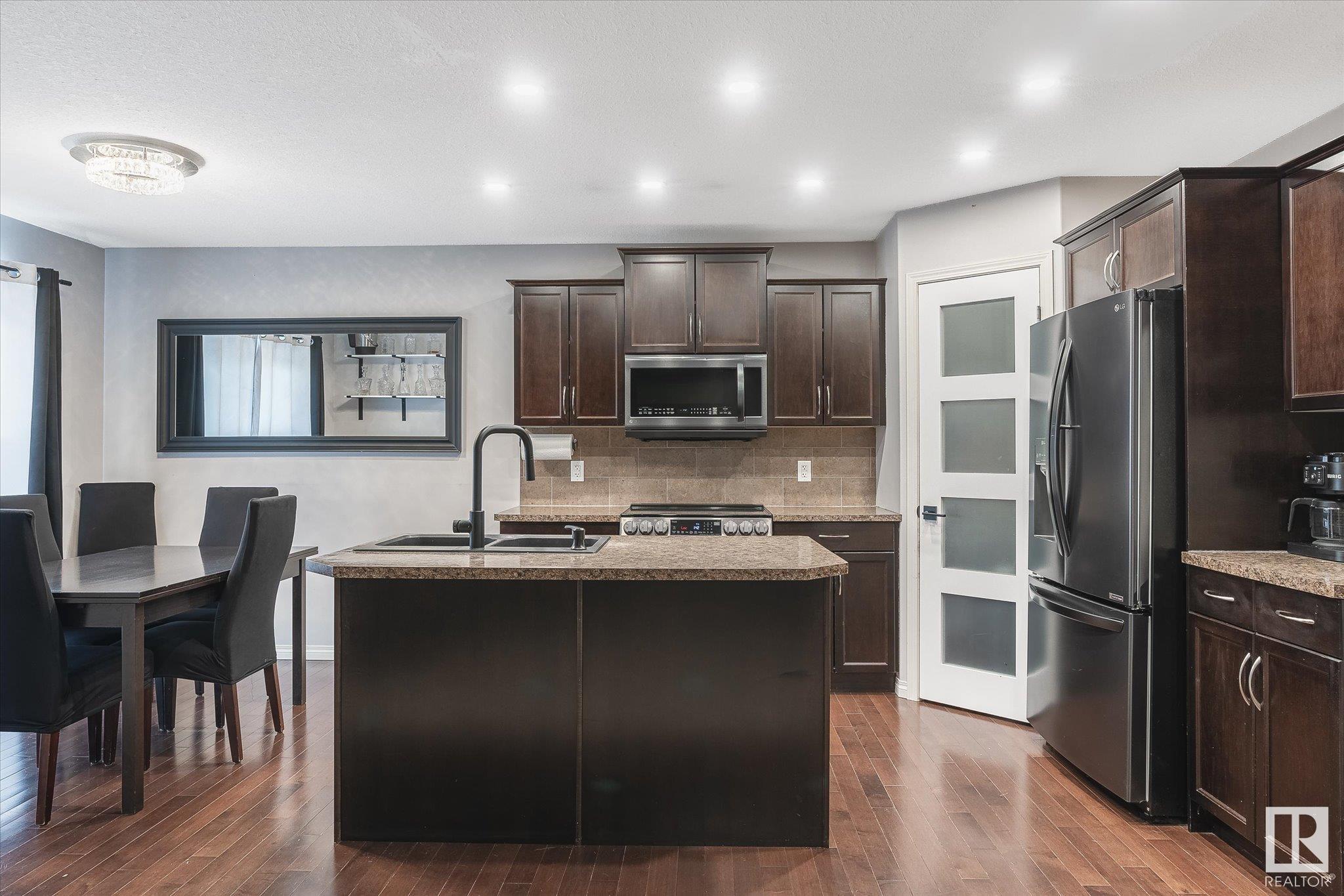     35 ASHGROVE DR , Spruce Grove,  ,T7X 4R5 ;  Listing Number: MLS E4419246